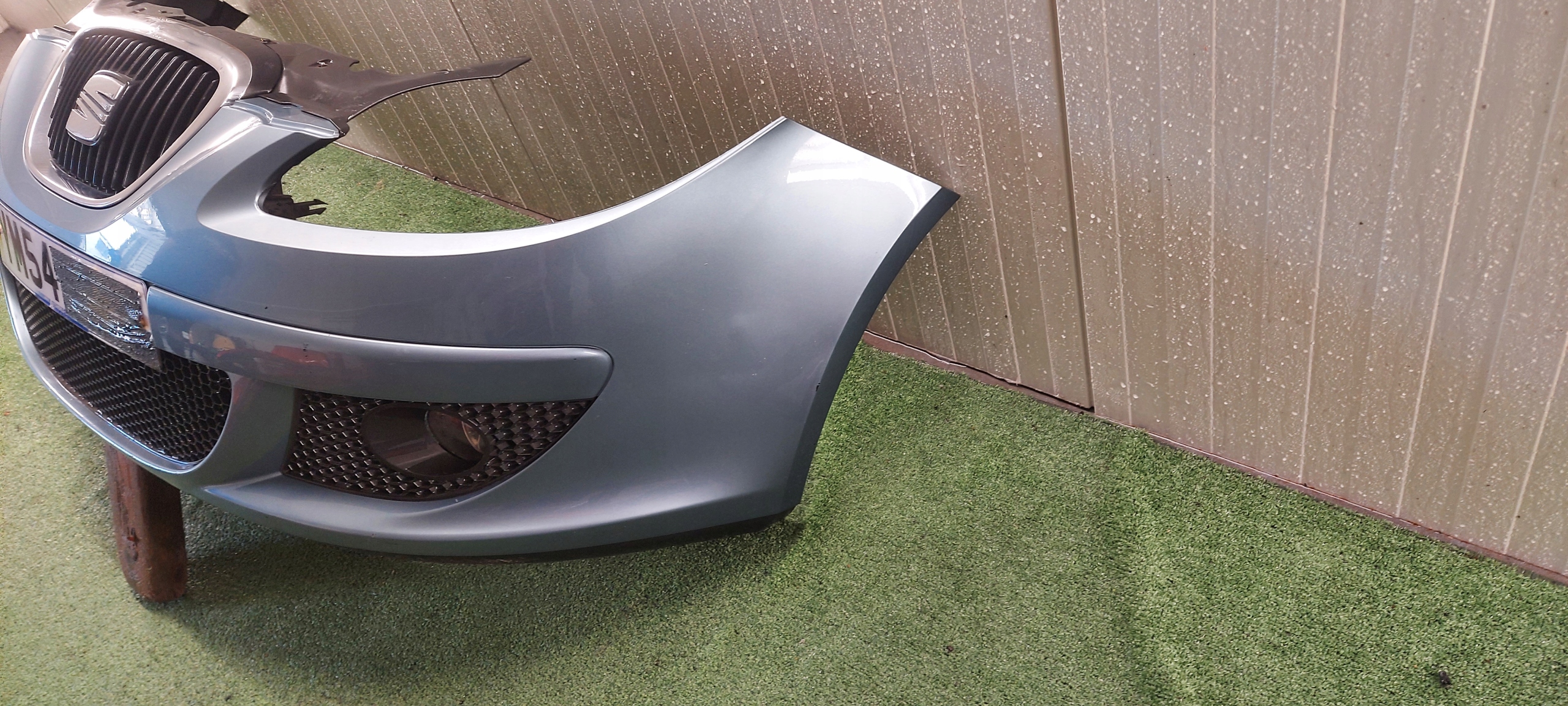 bumper front SEAT ALTEA TOLEDO LAK: LS5U