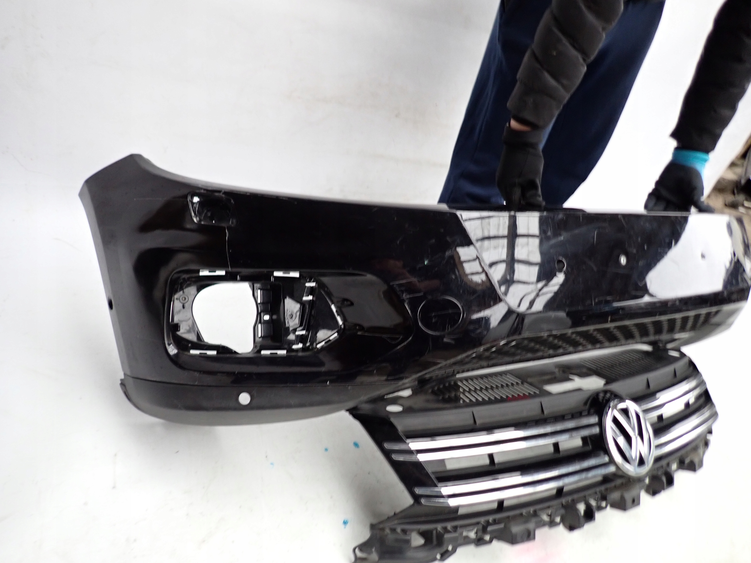 VW TIGUAN and 1 CROSS LIFT 11-16 bumper front front SPR PDC