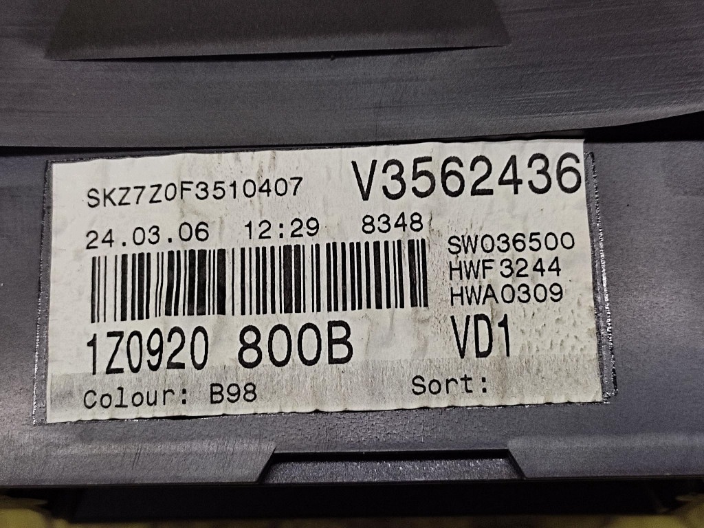 SKODA OCTAVIA II dials 1Z0920800B