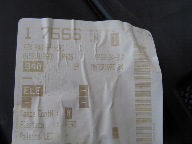 BOCZEK DRZWI LEWY PRZÓD SKÓRA ALFA ROMEO GIULIETTA Typ samochodu Samochody osobowe