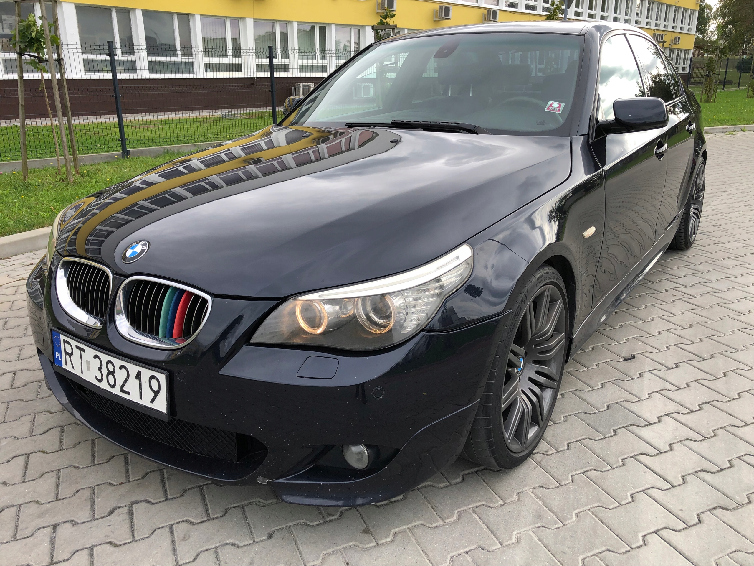 BMW 5 (E60) 525 d 197 KM M PAKIET 