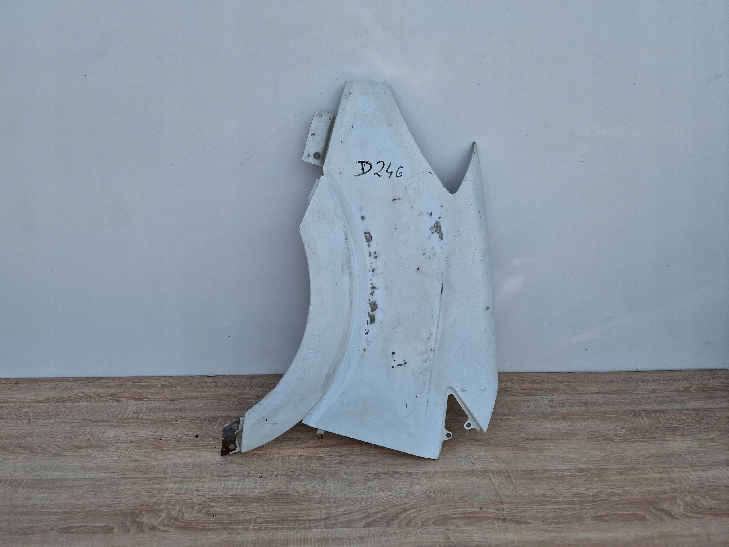 MERCEDES SPRINTER W906 06-10ROK left fender front