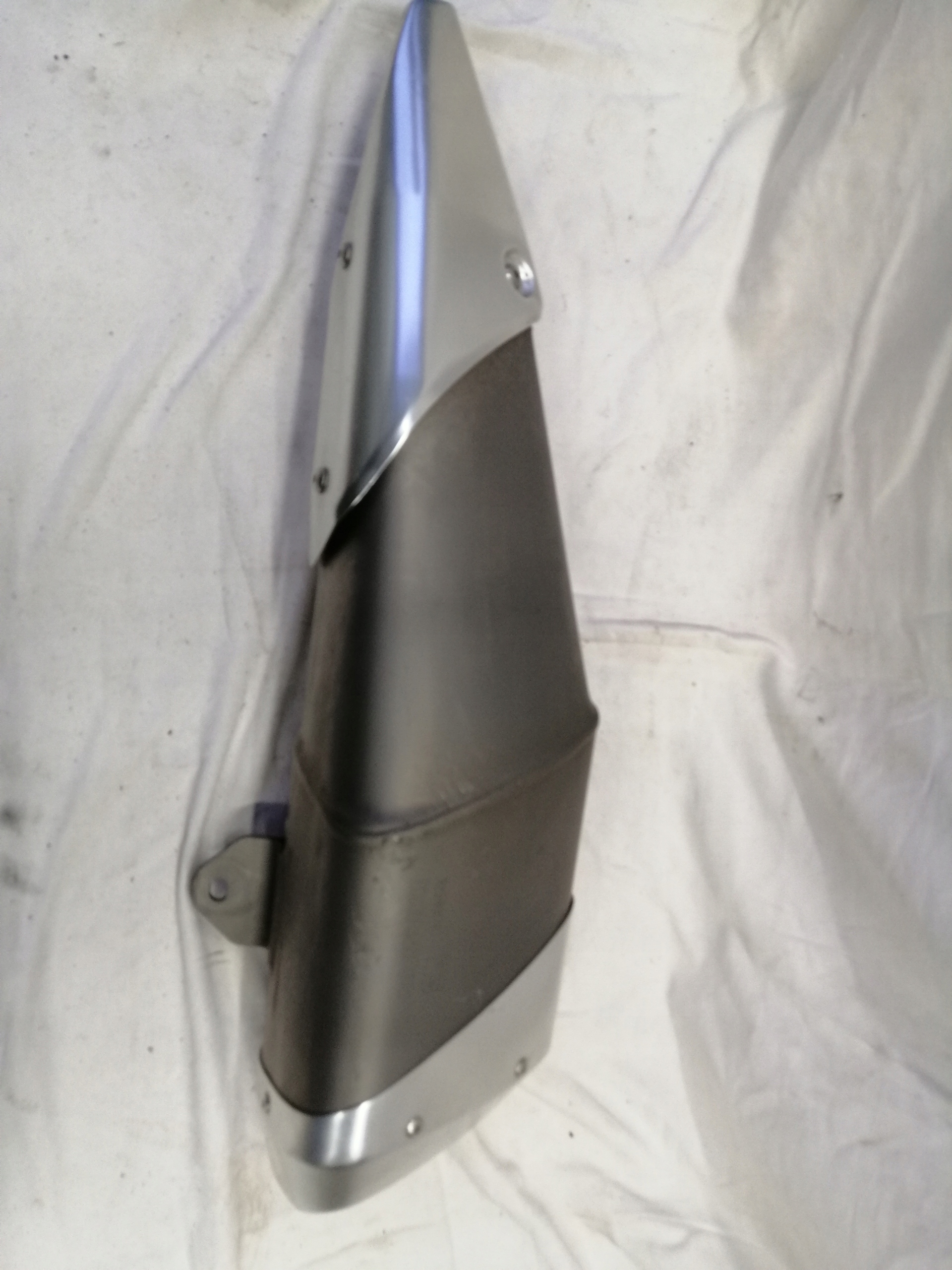 SUZUKI GSXR 600 750 WYDECH TŁUMIK