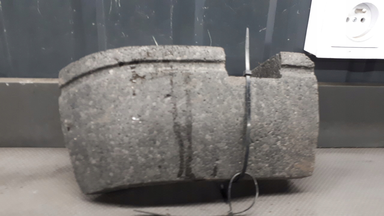 A1708850537 поролоновый бампер mercedes slk w170