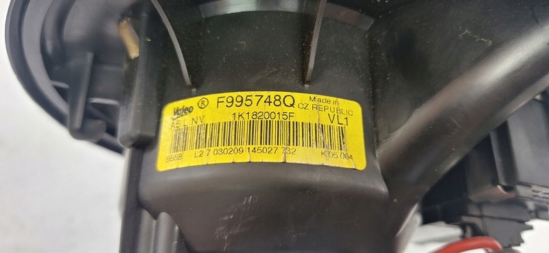 ventilátor klími SKODA OCTAVIA II F995748Q
