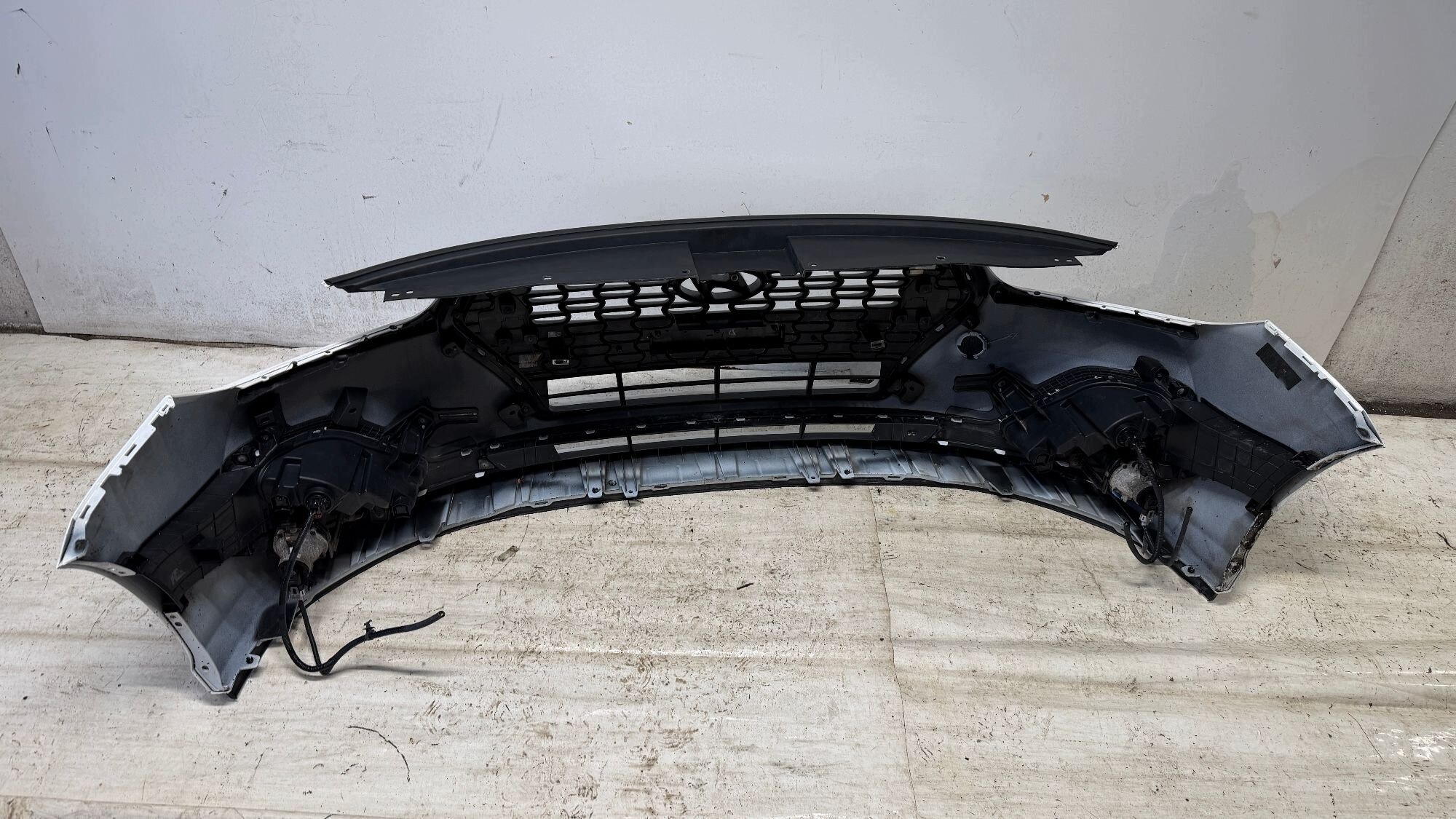 HYUNDAI I30 III bumper front front grill LED fog light 17-20 PYW