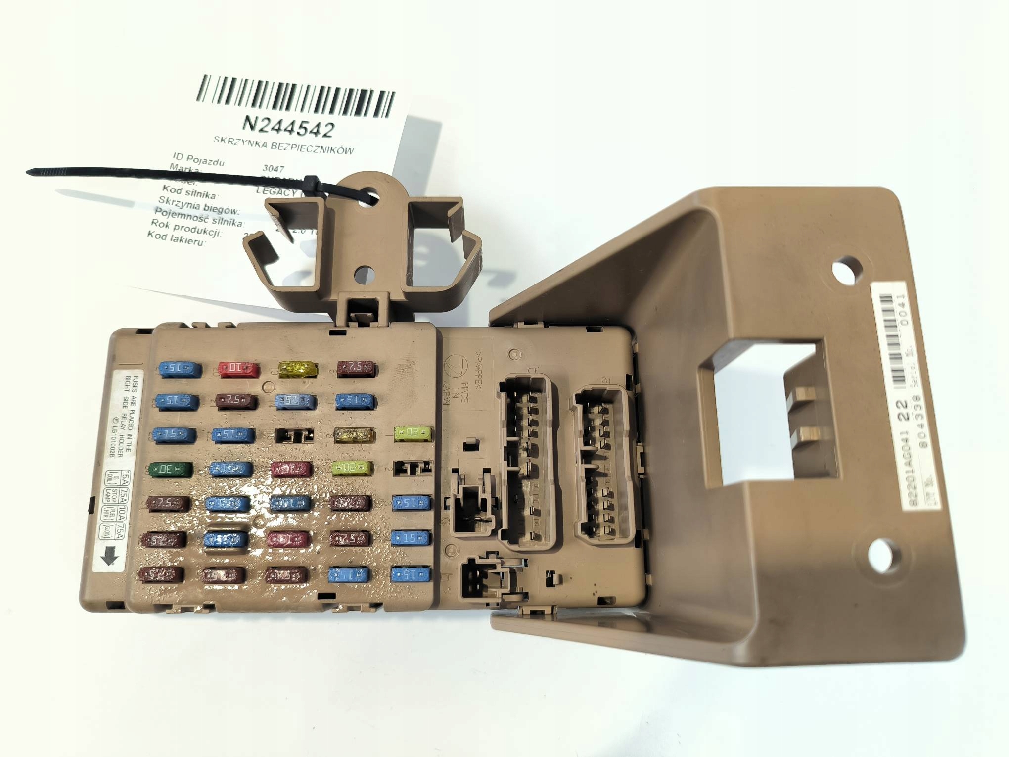 Module fusibles 82201AG041 SUBARU LEGACY IV