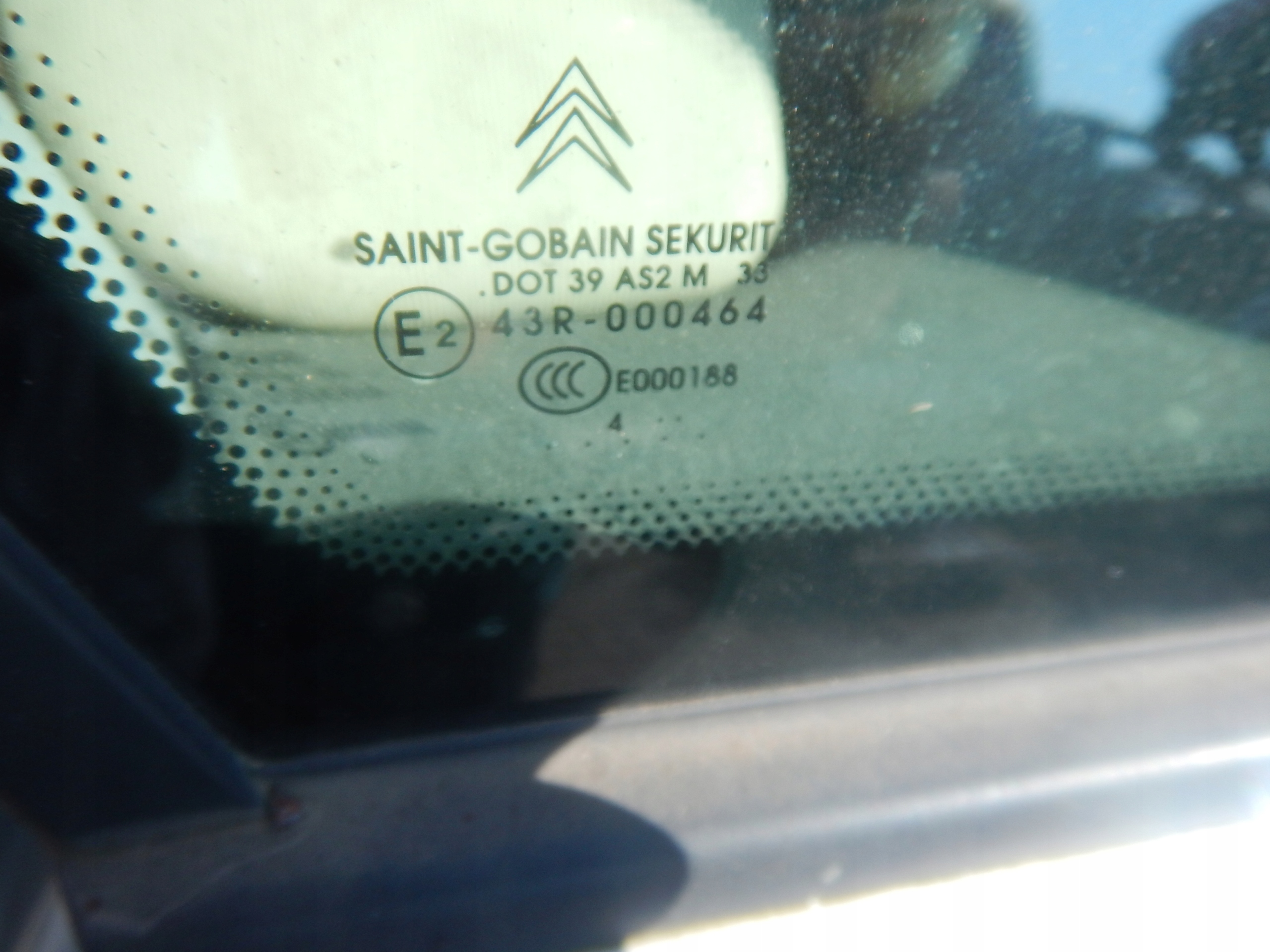 CITROEN C5 I 01-04 HB LIFT SZYBA KAROSERYJNA LEWY TYŁ LEWA MAŁA TROJKĄT Producent części Citroen OE