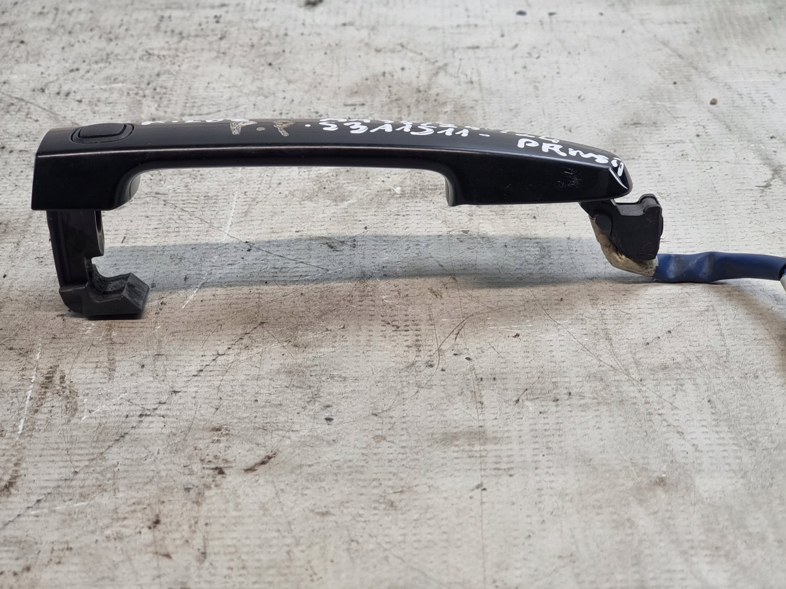 handle exterior right front K: 202 TOYOTA PRIUS II 08r