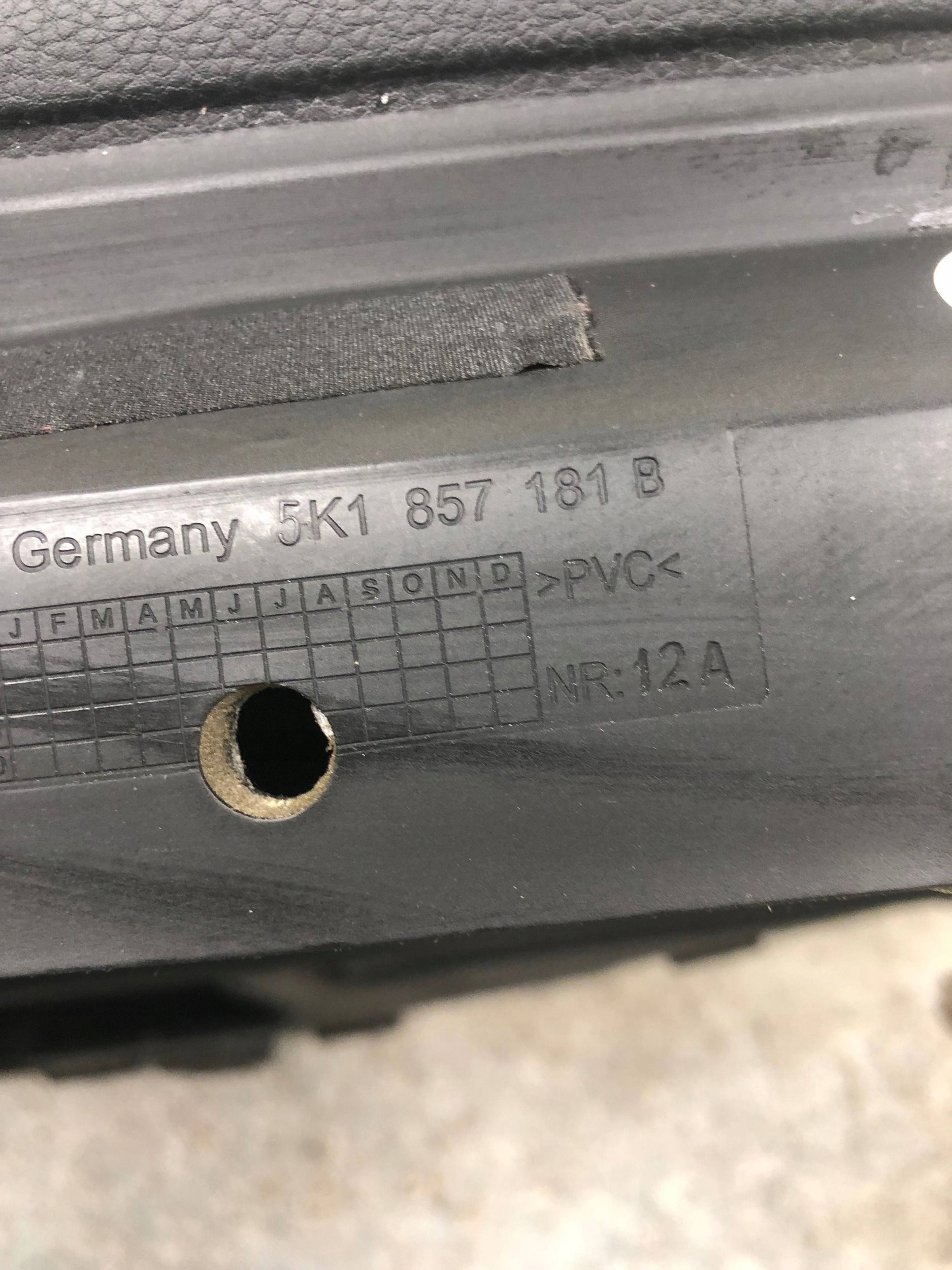 originál dashboard console VW GOLF VI 5K1857181B