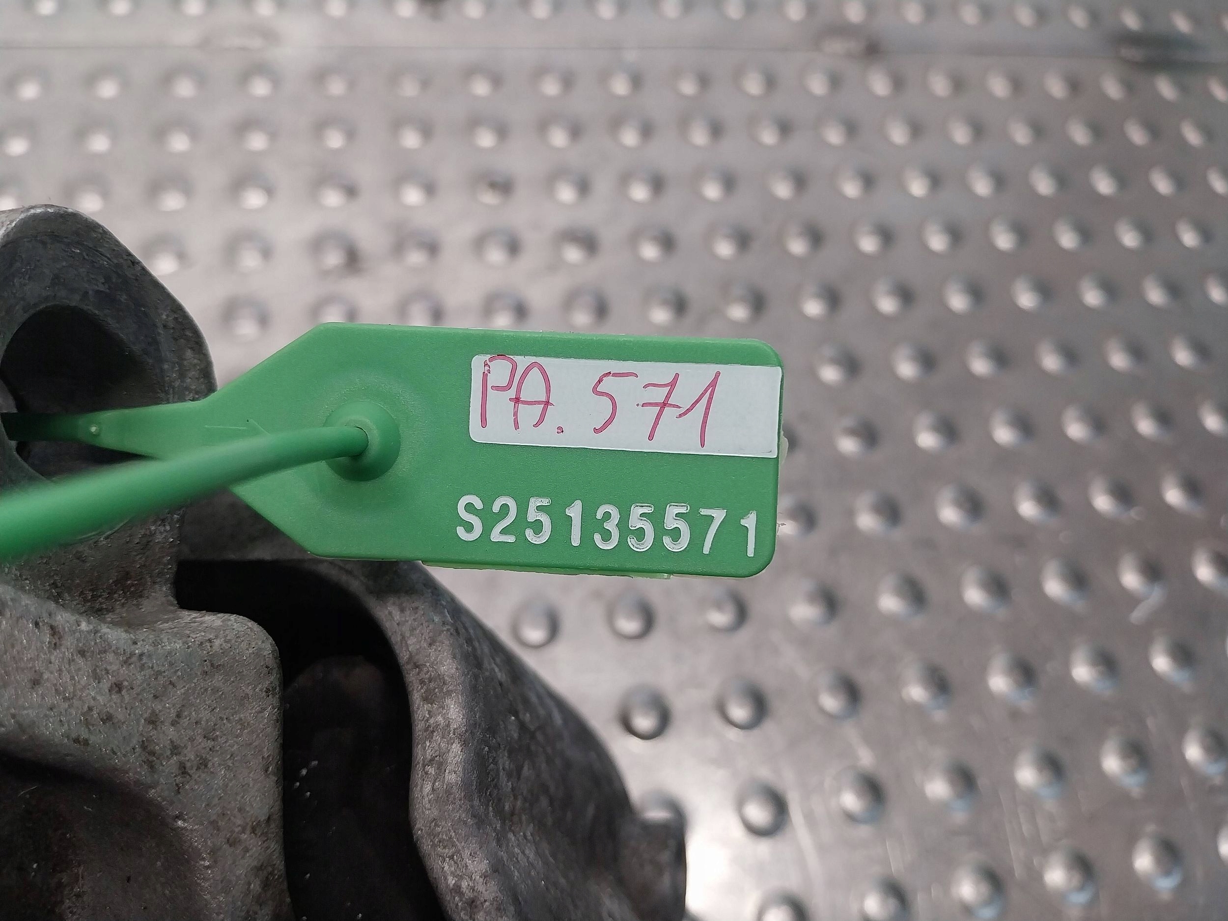 supporto Supporti motore usato 1J0199262BK VW GOLF IV LEON e OCTAVIA e A3 8L 1.6B