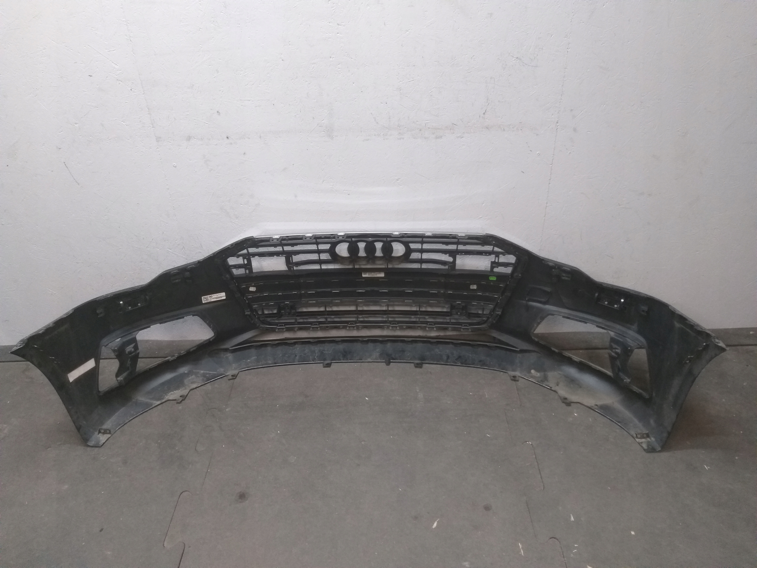 nárazník předek AUDI A6 C8 4K