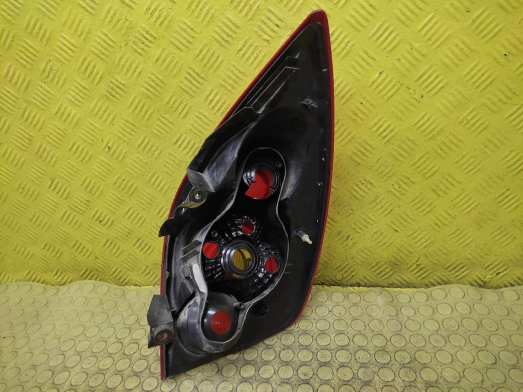 NISSAN PRIMERA P12 licht links heck