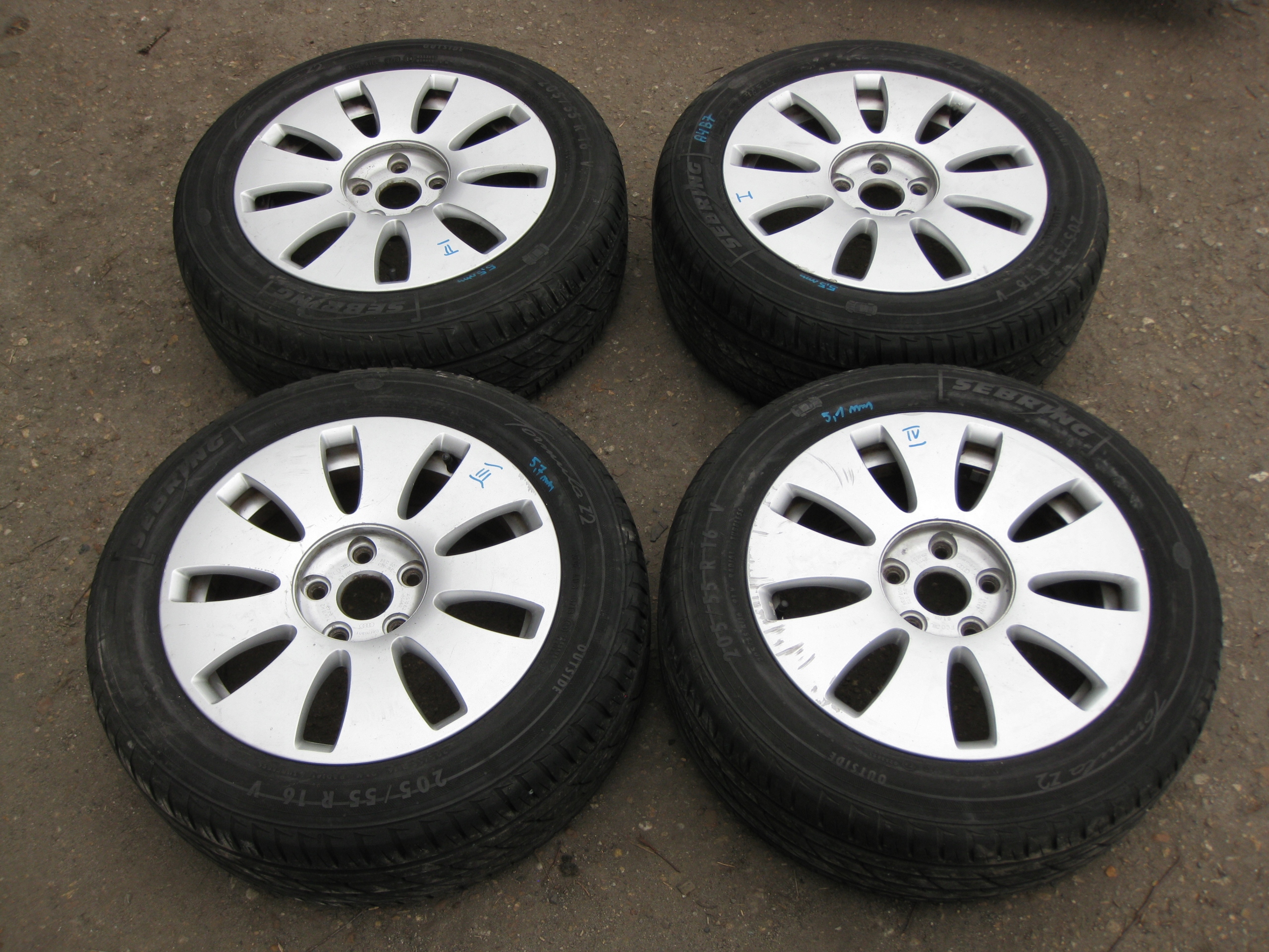 AUDI discs aluminium 7 J X 16  5X112 ET42 8E0601025AE