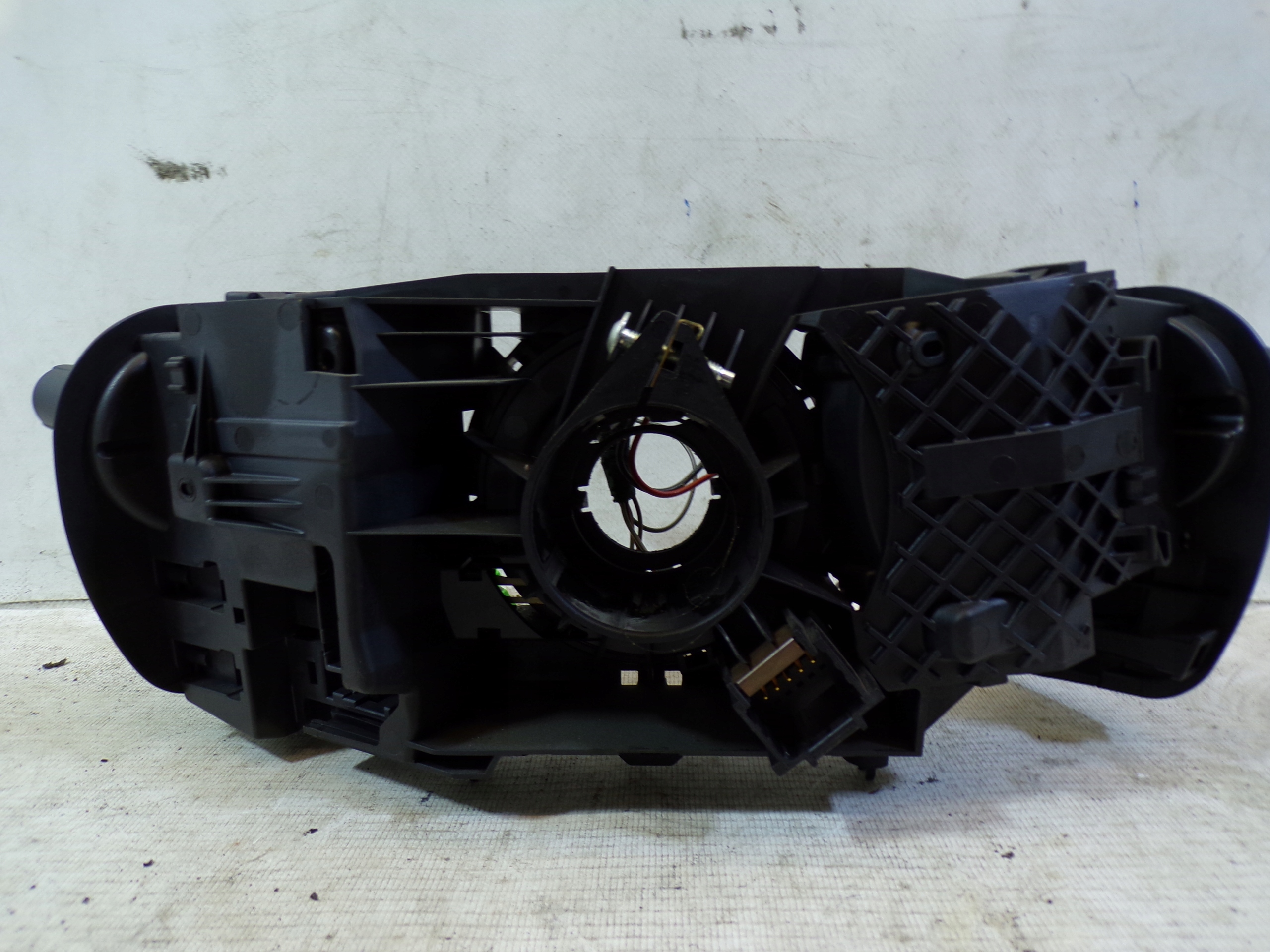 DEVIO LUCI TERGICRISTALLO TERGI RENAULT MODUS 8200245447 (3)