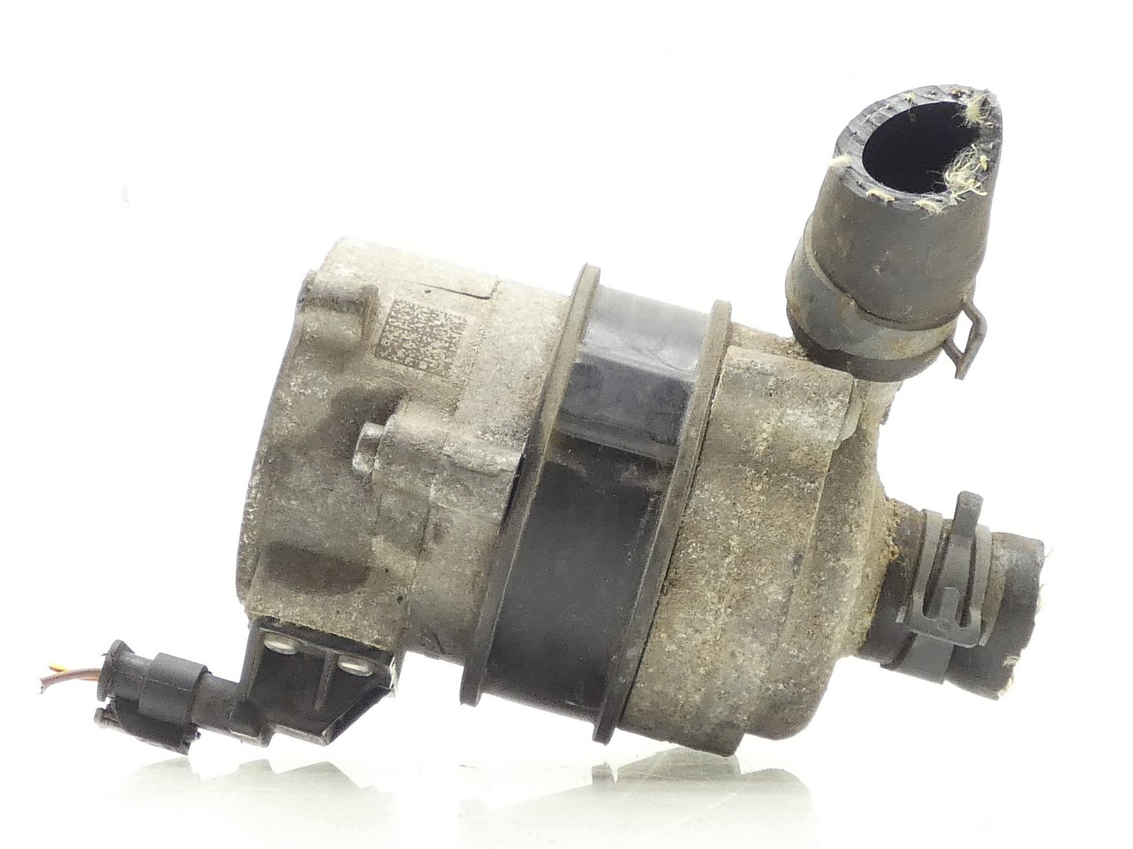 dodatna pumpa vode AUDI A4 B8 A5 8T A6 C7 2.0 TDI 4H0965567A
