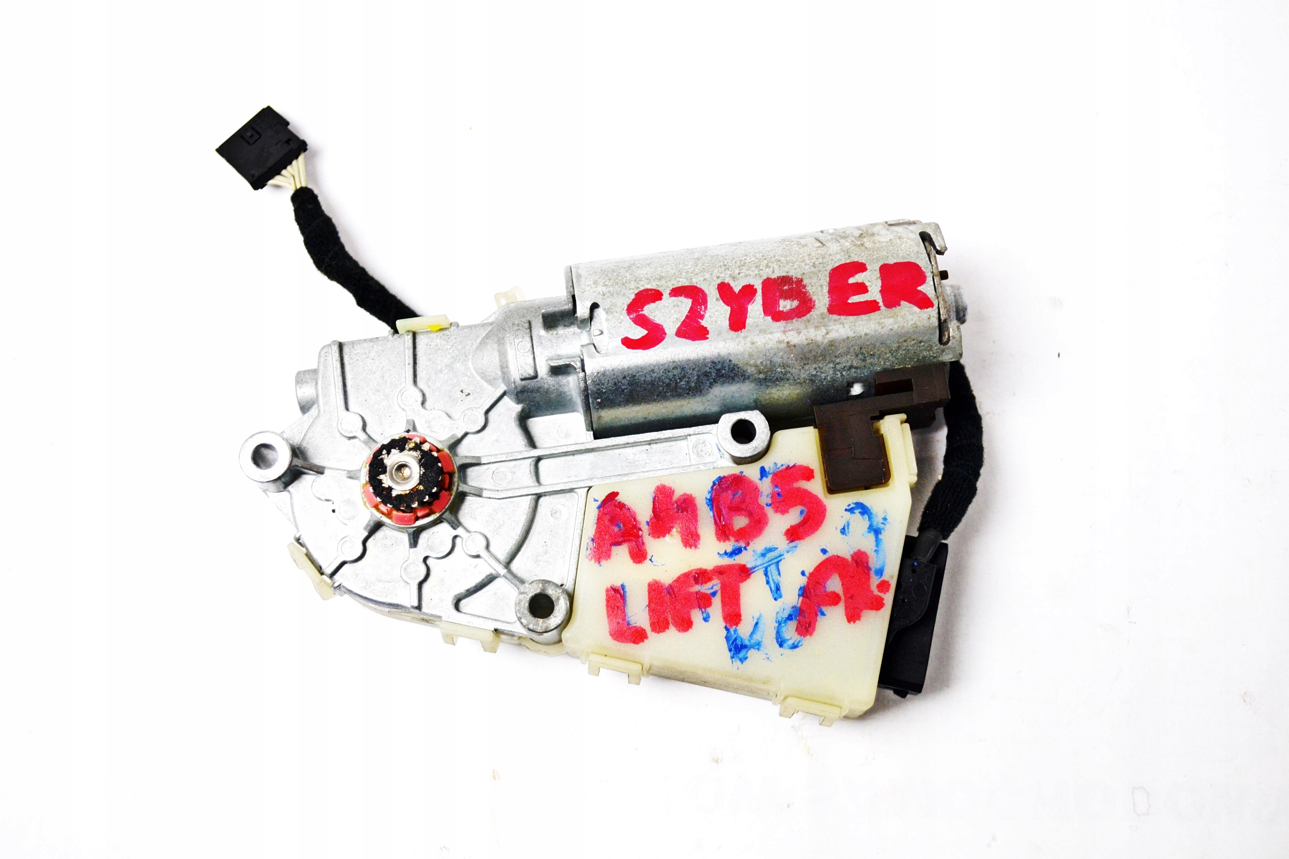 A4 B5 LIFT SILNICZEK SZYBERDACHU 4B0959591A 91397C