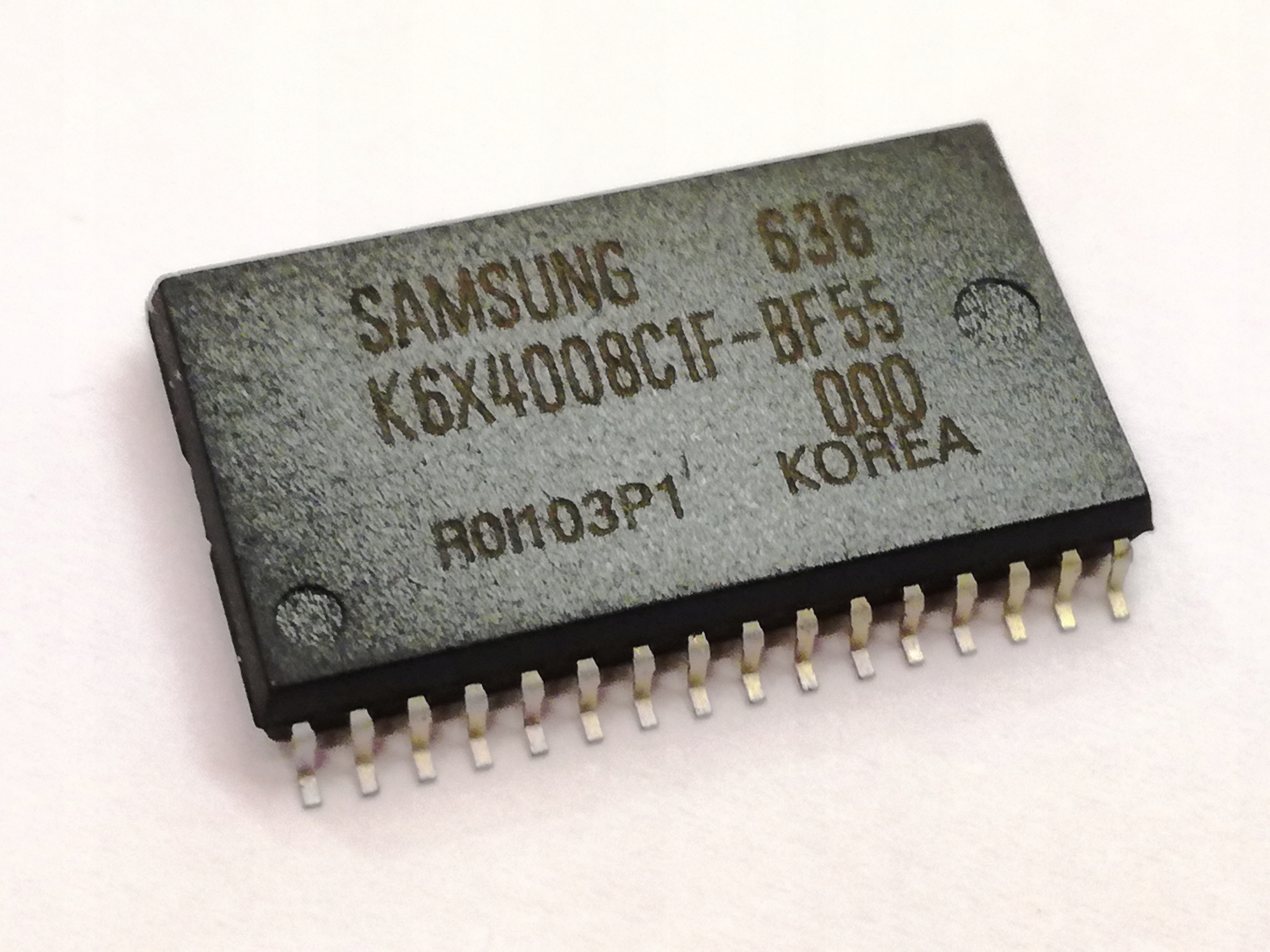 K6X4008C1F-BF55 pamięć 512Kx8bit Low Power full CMOS SRAM SO32 Samsung