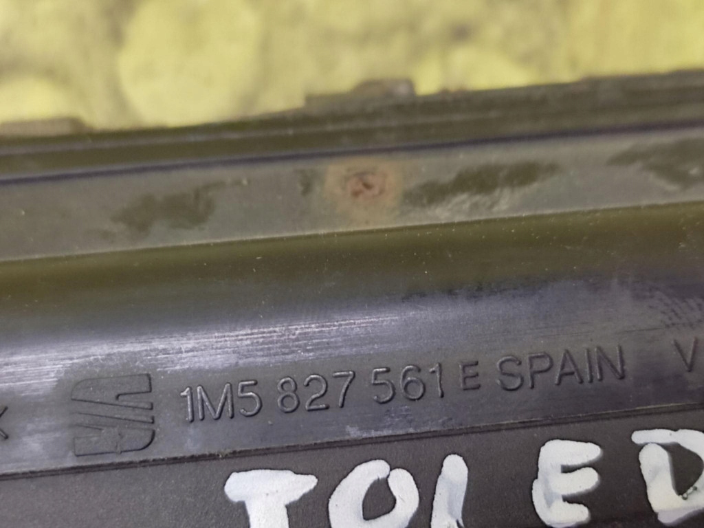 SEAT TOLEDO II handle bonnet rear part 1M5827561