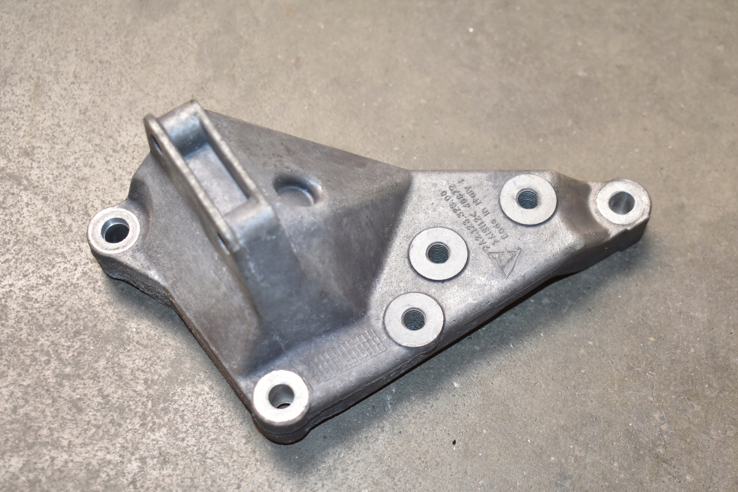 IDEALNA engine mount PORSCHE 718 982 1
