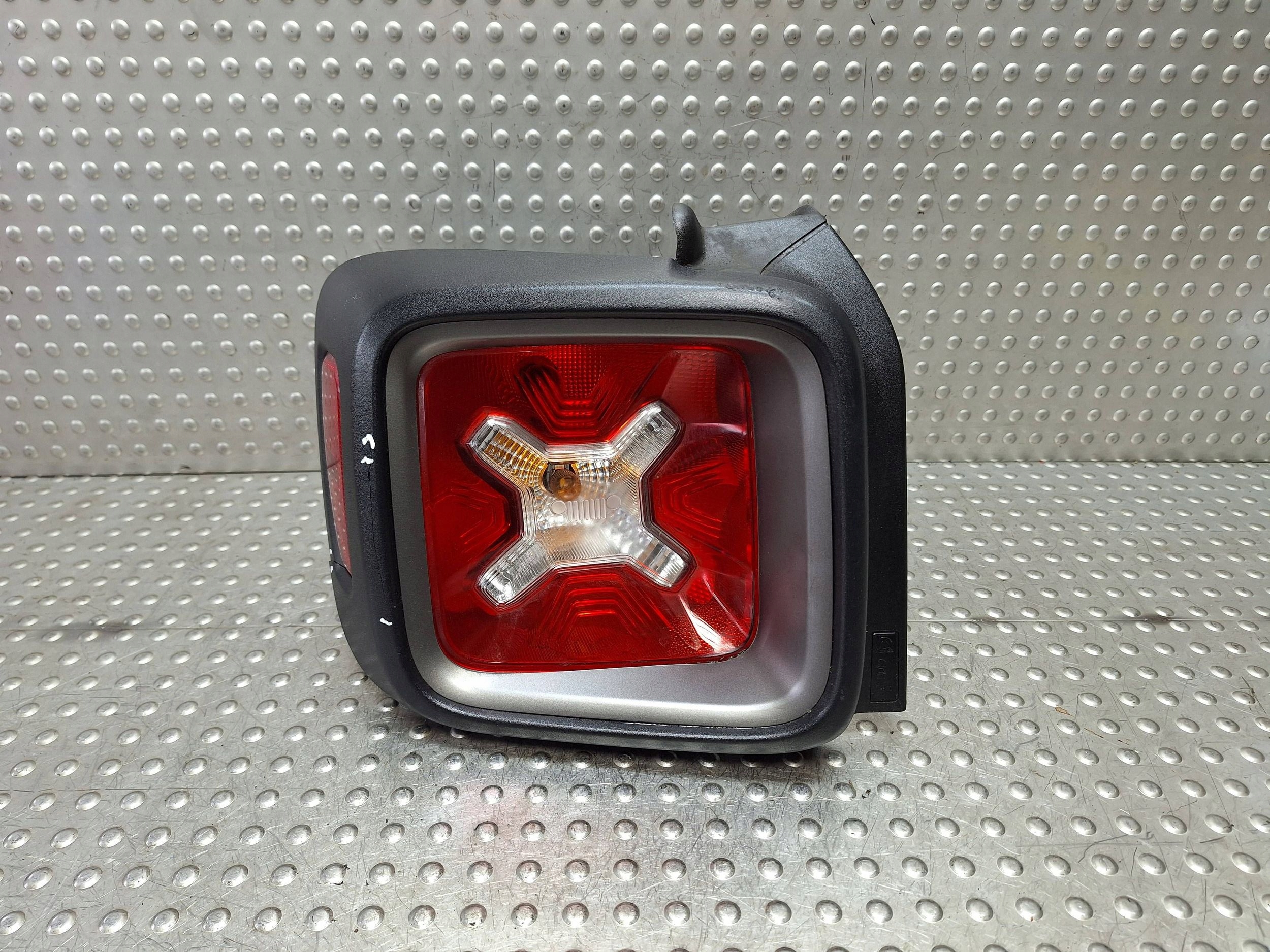 light rear part left JEEP RENEGADE 14- 52127074