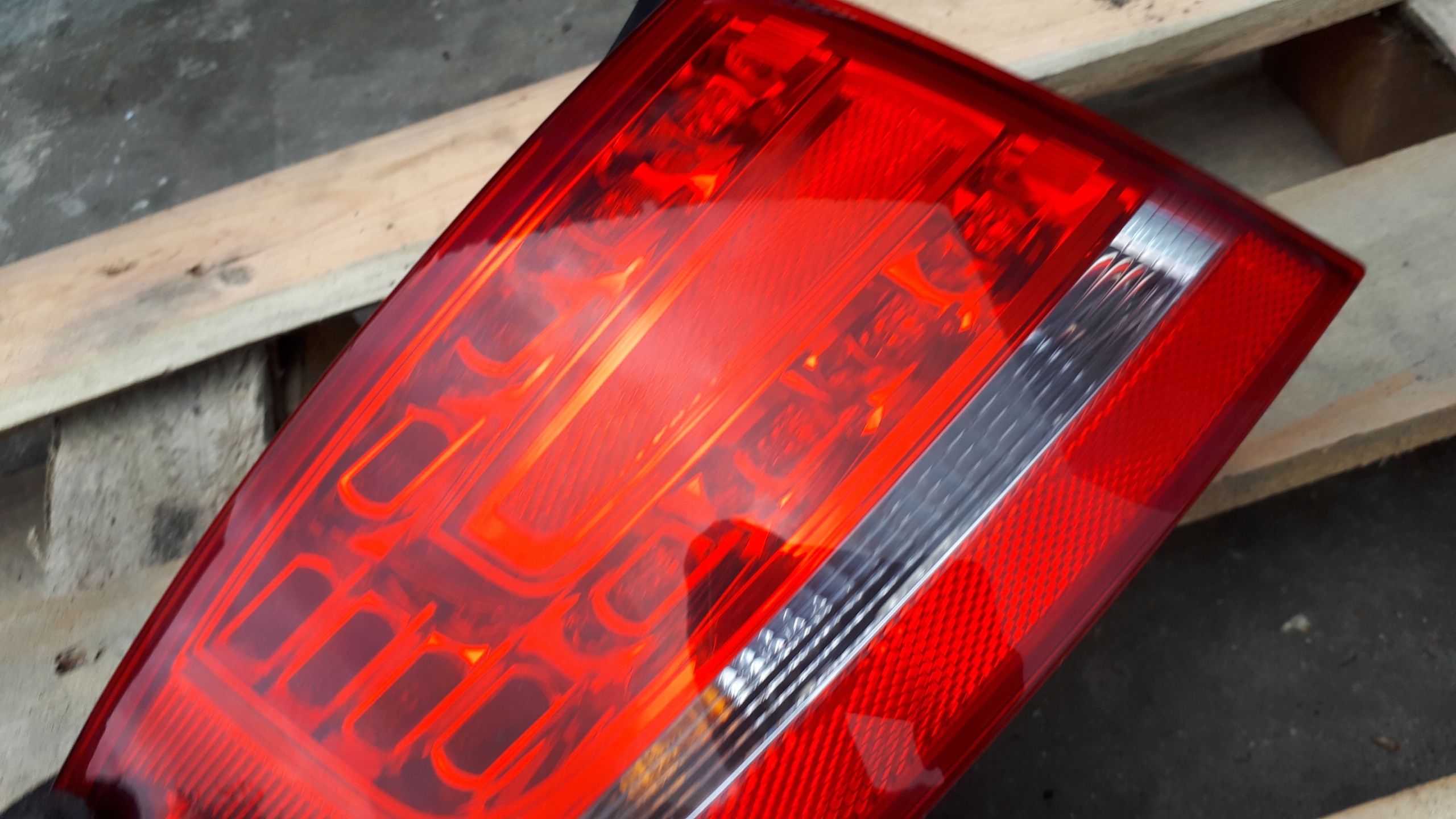 S4 B8 A4 light left left rear part LED fender sedan