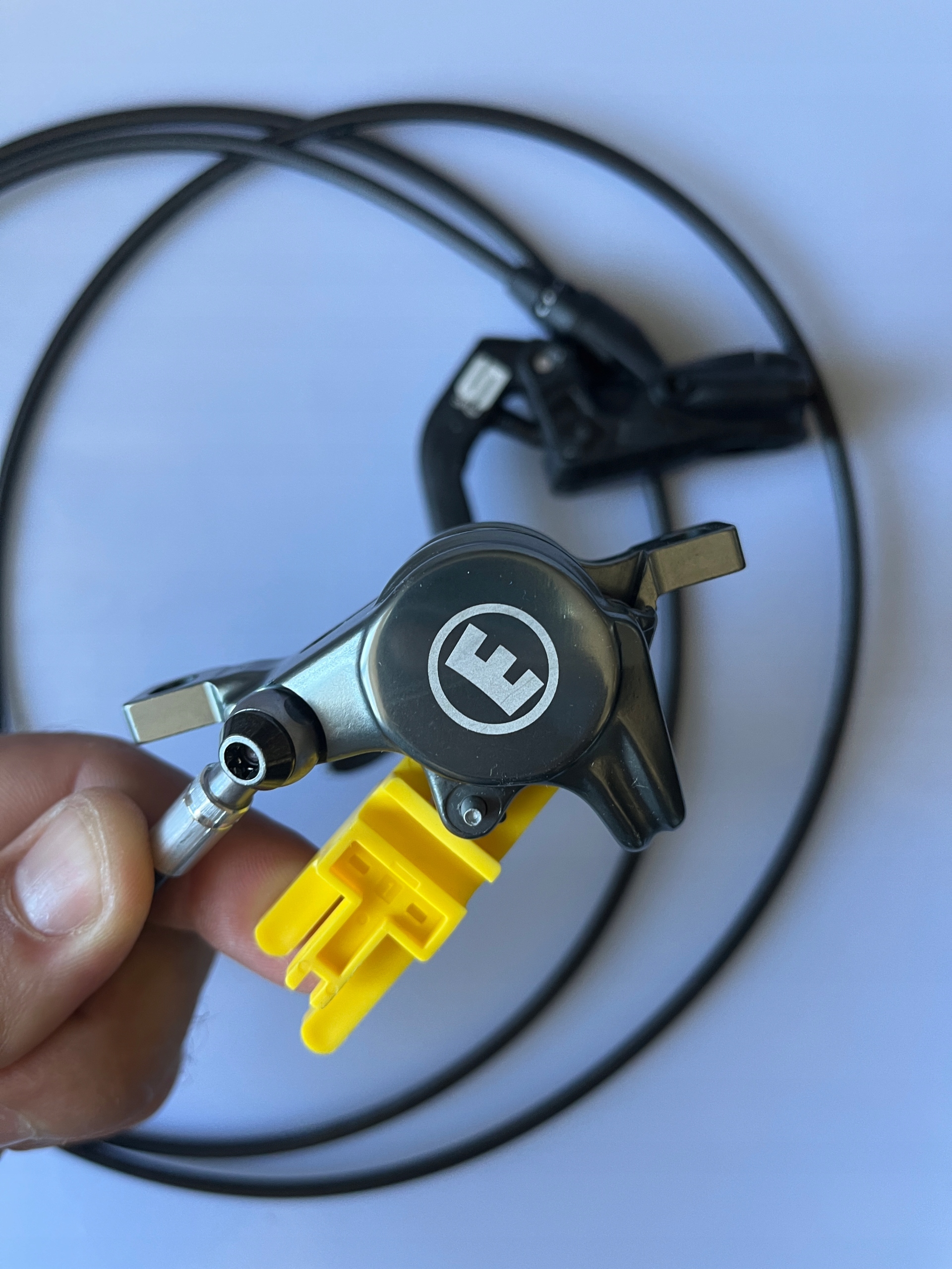 Hamulec hydrauliczny MAGURA MT5 zacisk MT8 Patrz zdjęcia! Waga 255 g