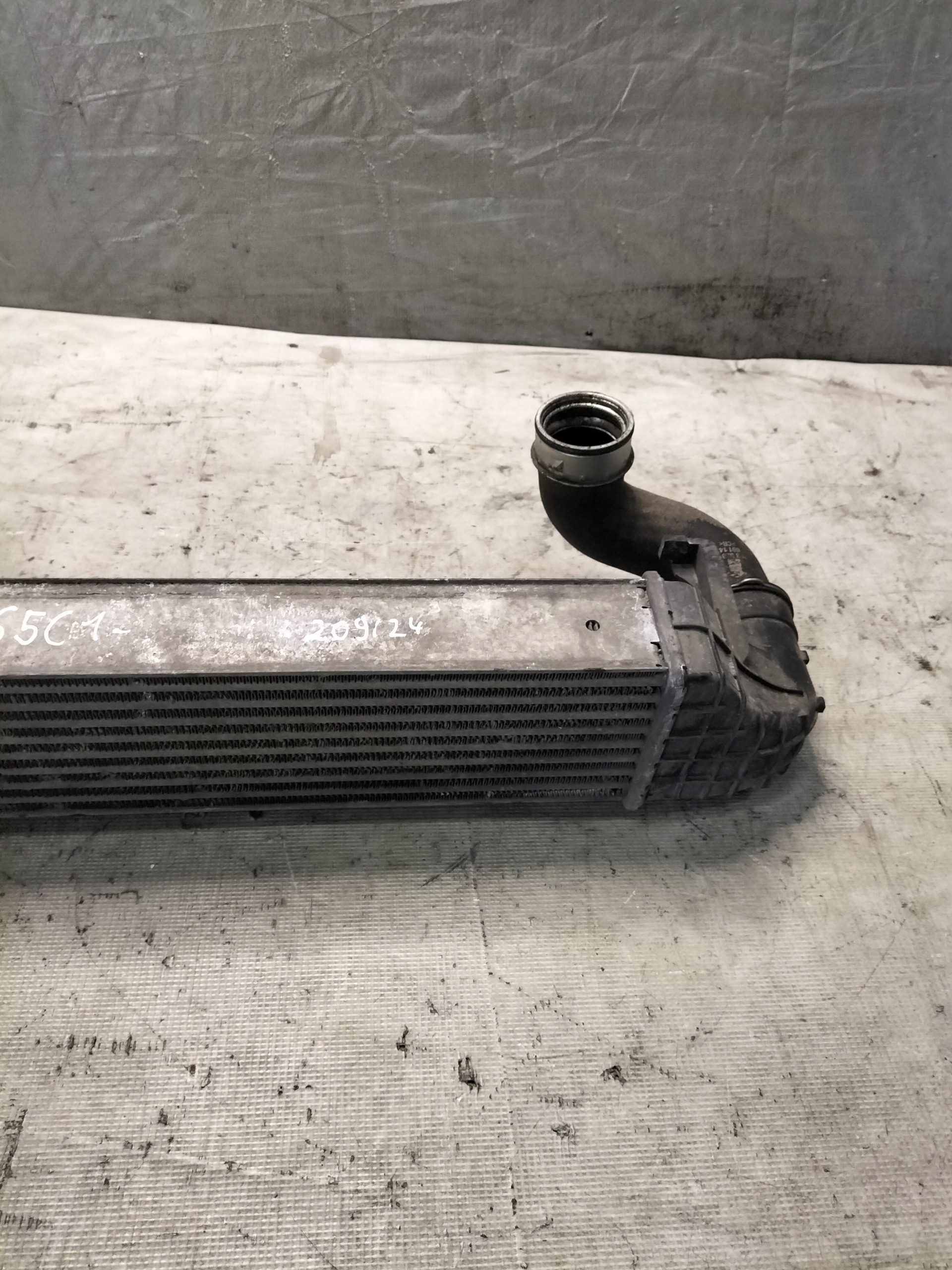 W203 C220 2.2CDI 02 INTERCOOLER Kühler