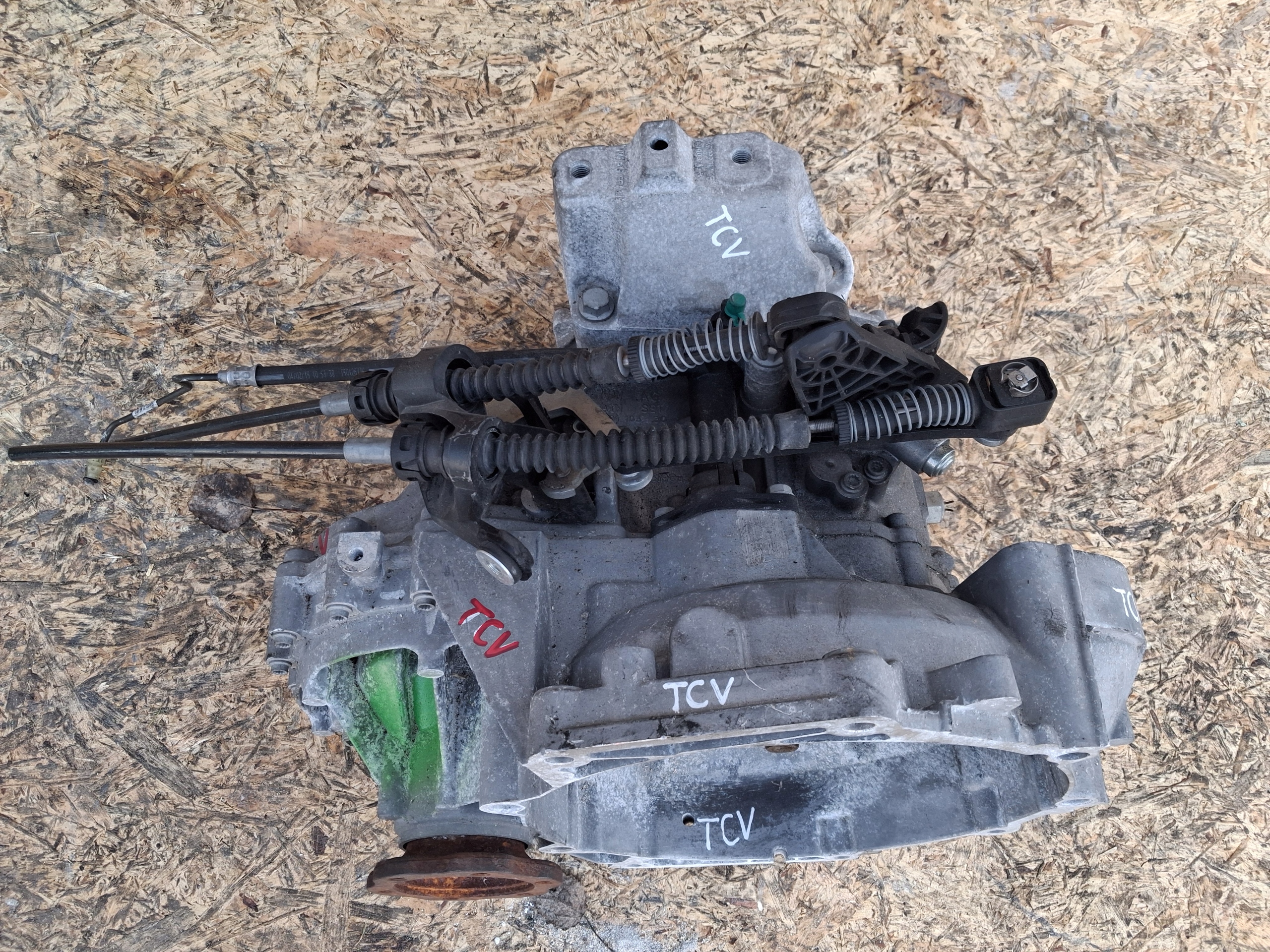 Getriebe VW SKODA AUDI 1,0 TSI TCV garantie !!!