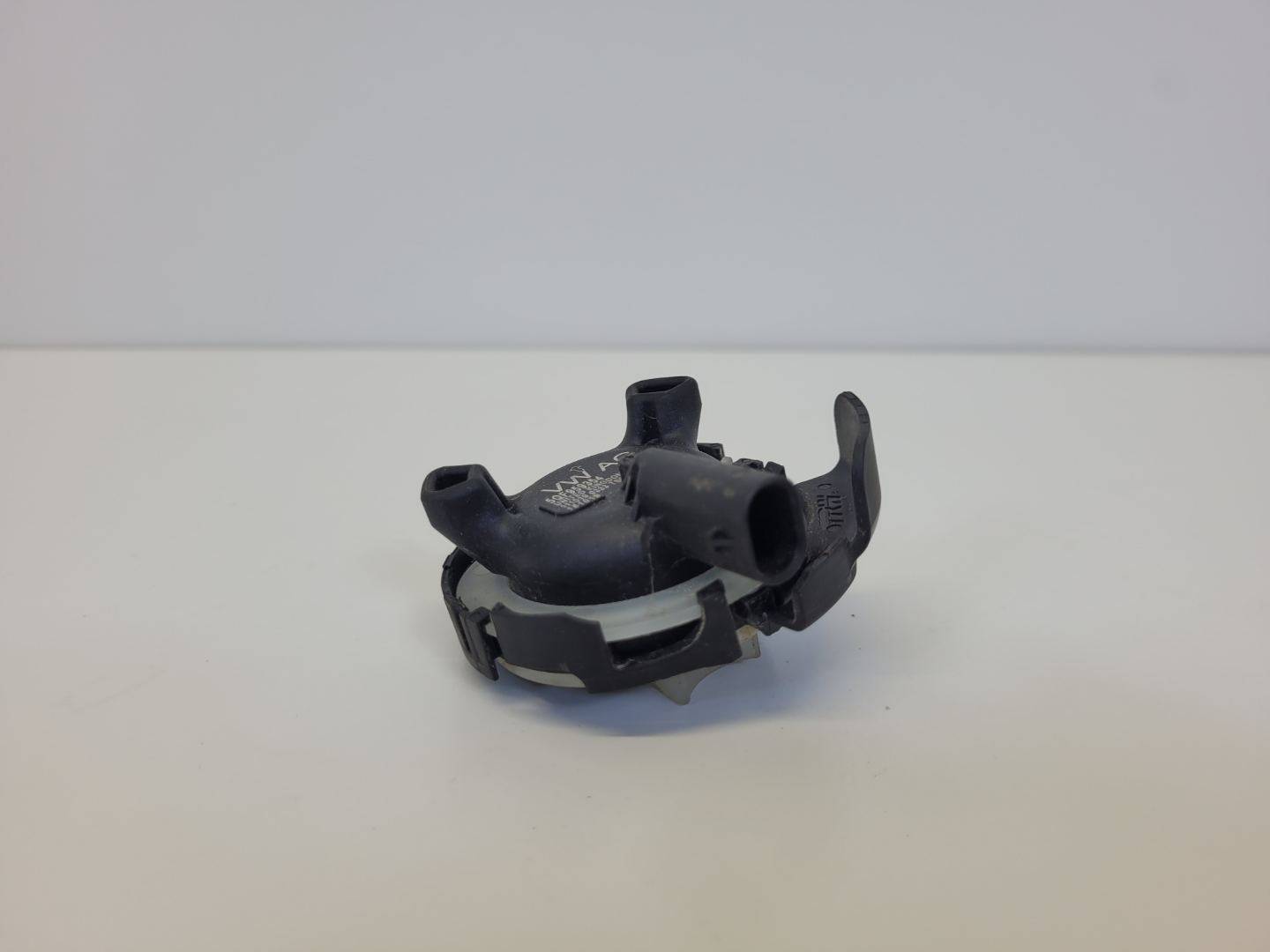 Crashsensor Drucksensor heck nizej SEAT Arona 2020 5QF959354