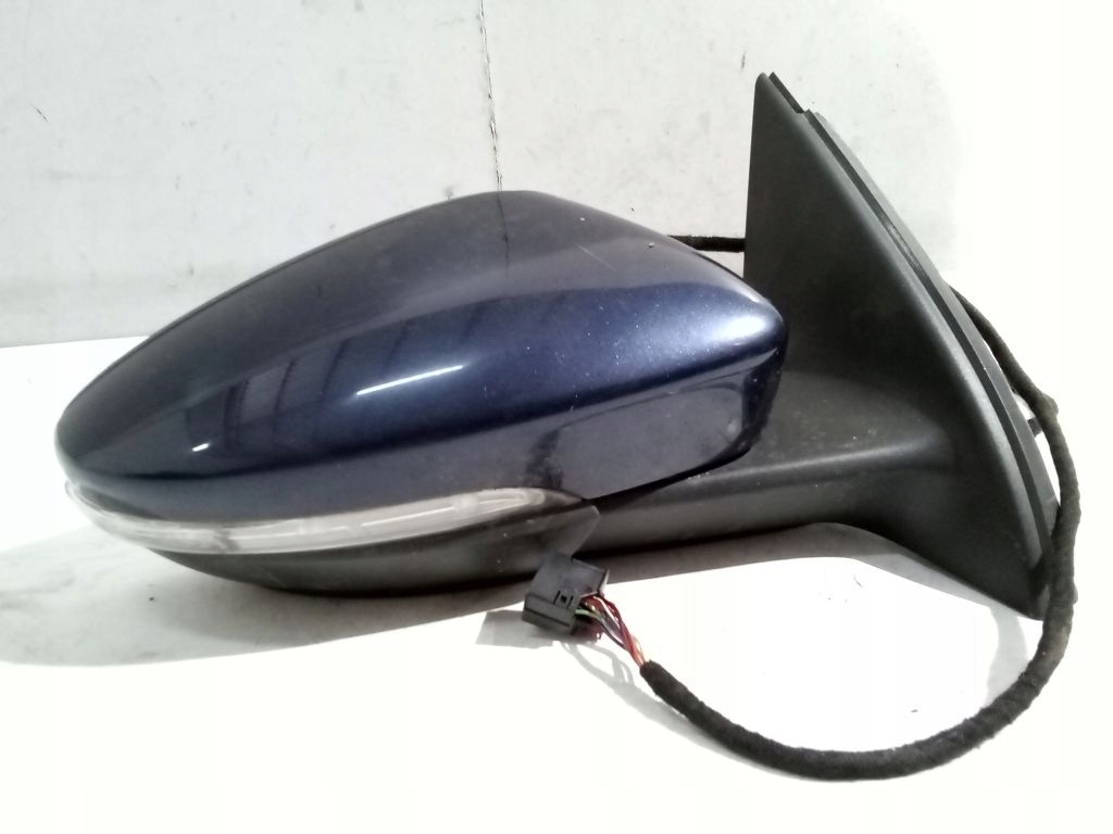 VW Passat B7 mirror right elektr 9 PIN LH5X