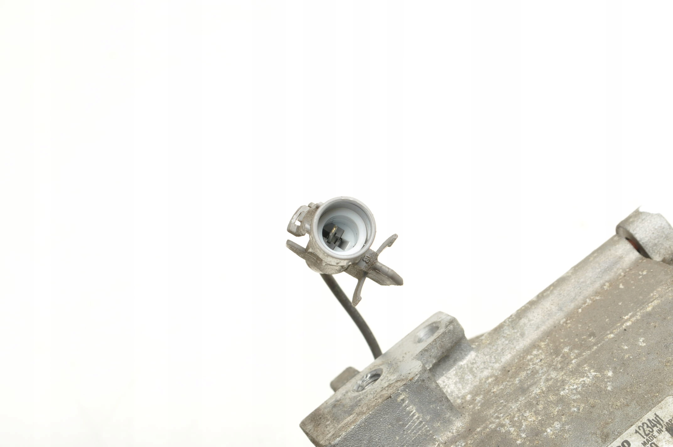 subaru LEVORG 1.6 компрессор кондиционера 73111VA020