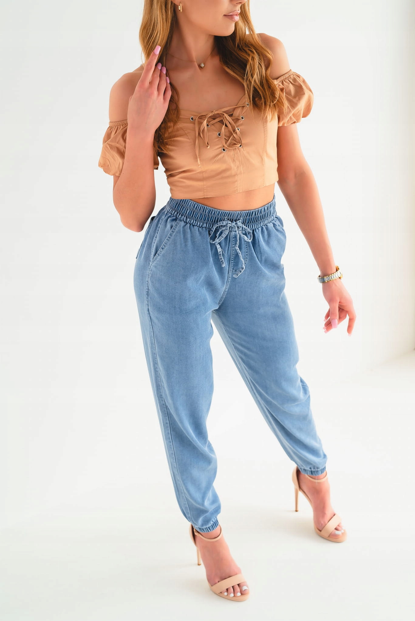 DAMSKIE MATERIAŁOWE SPODNIE PRZEWIEWNE JOGGERY GUMA W PASIE S/M Stan (wysokość w pasie) wysoki