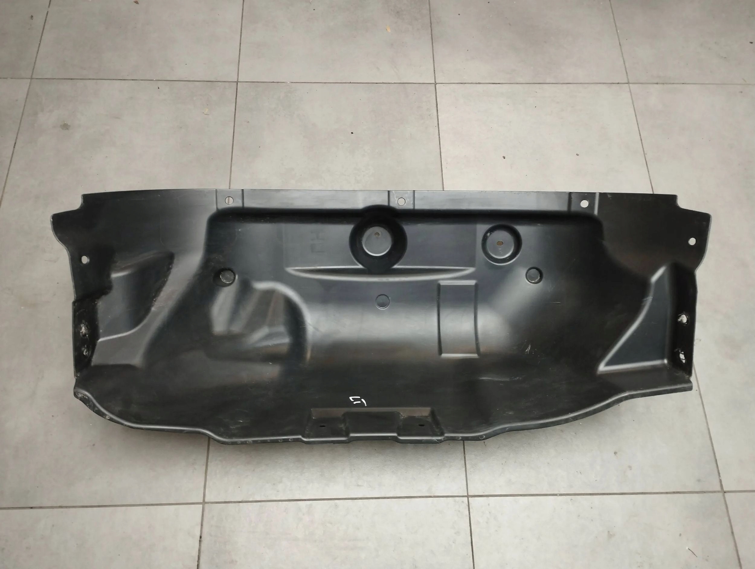 VW Amarok II 2023 mudguard left rear part N1XBE28345A