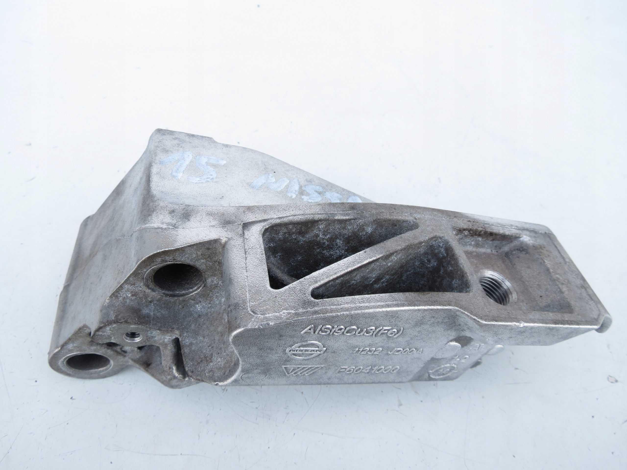 console holder bracket of the engine 11232JD00A NISSAN QASHQAI 1.6 B
