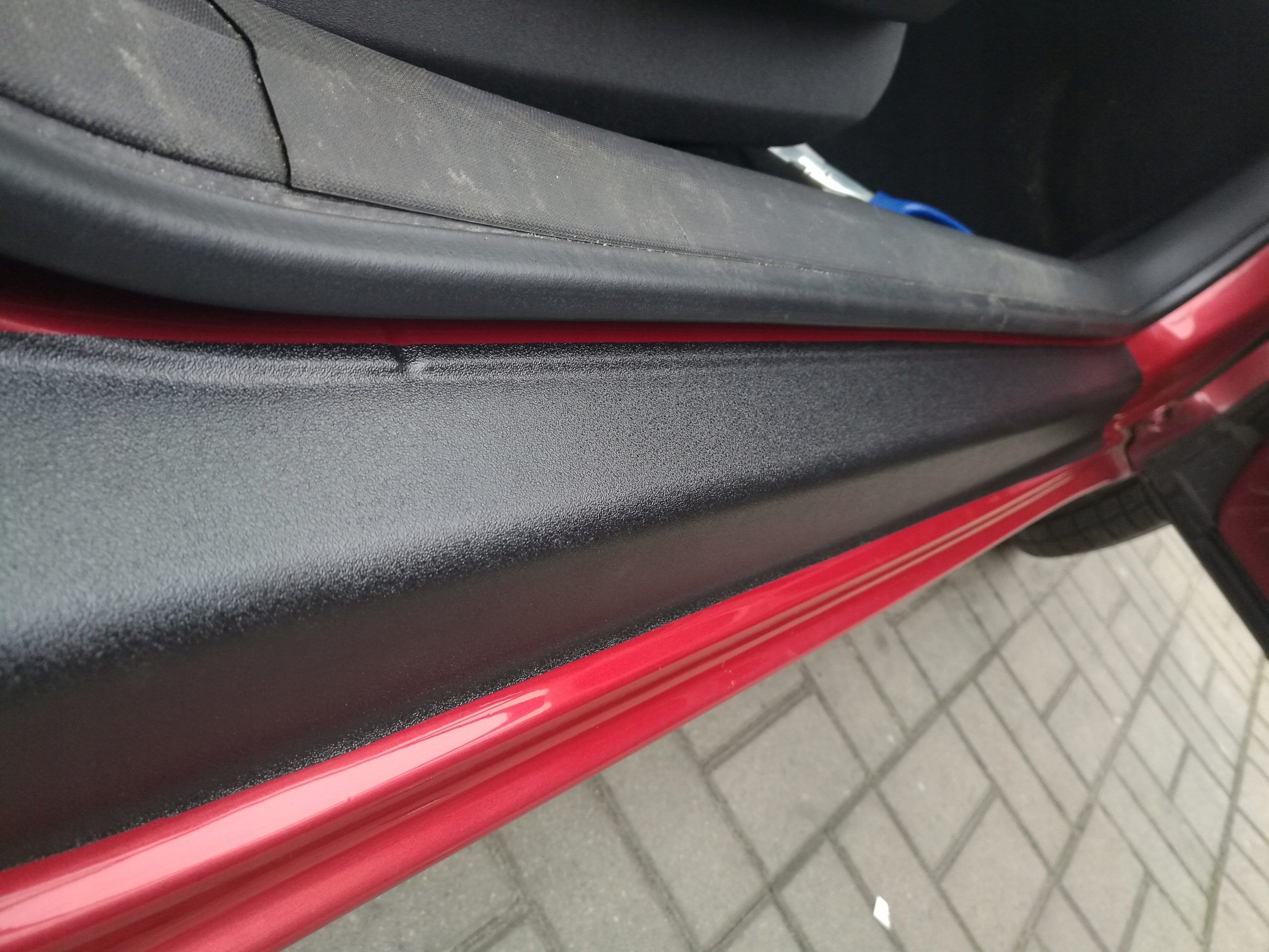 MOCNA GRUBA FOLIA NA PROGI SŁUPKI OKLEINA 16x200cm Kolor czarny