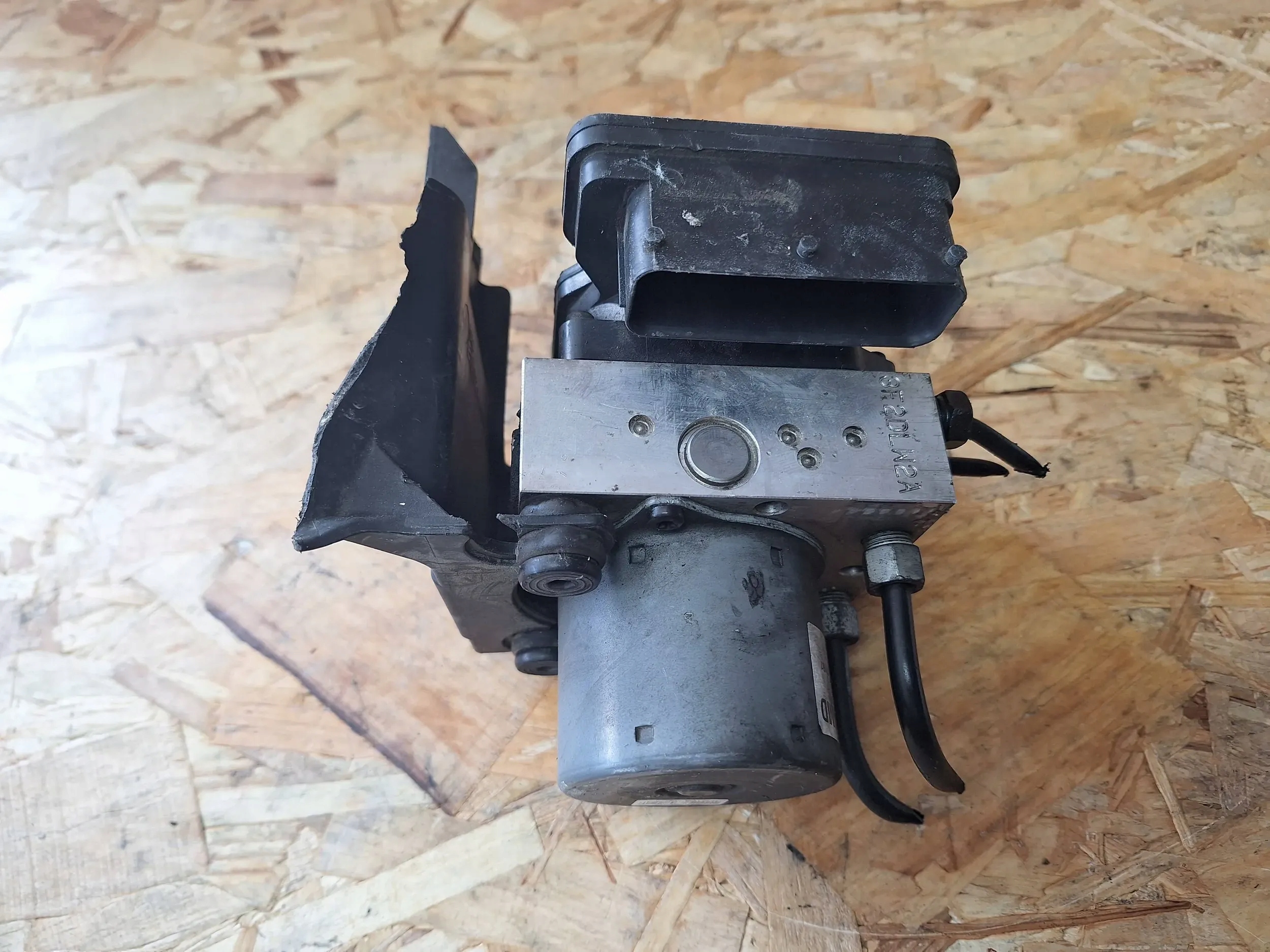 POMPA ABS 95916475 CHEVROLET AVEO T300 11