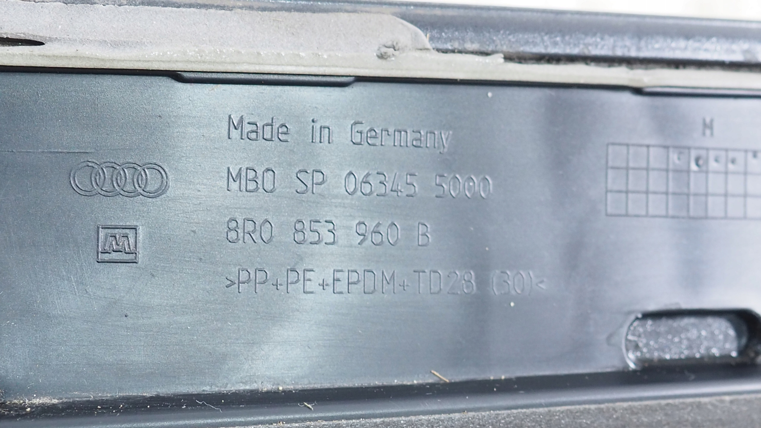 Audi Q5 8R S Line moulding door right front 8R0853960B