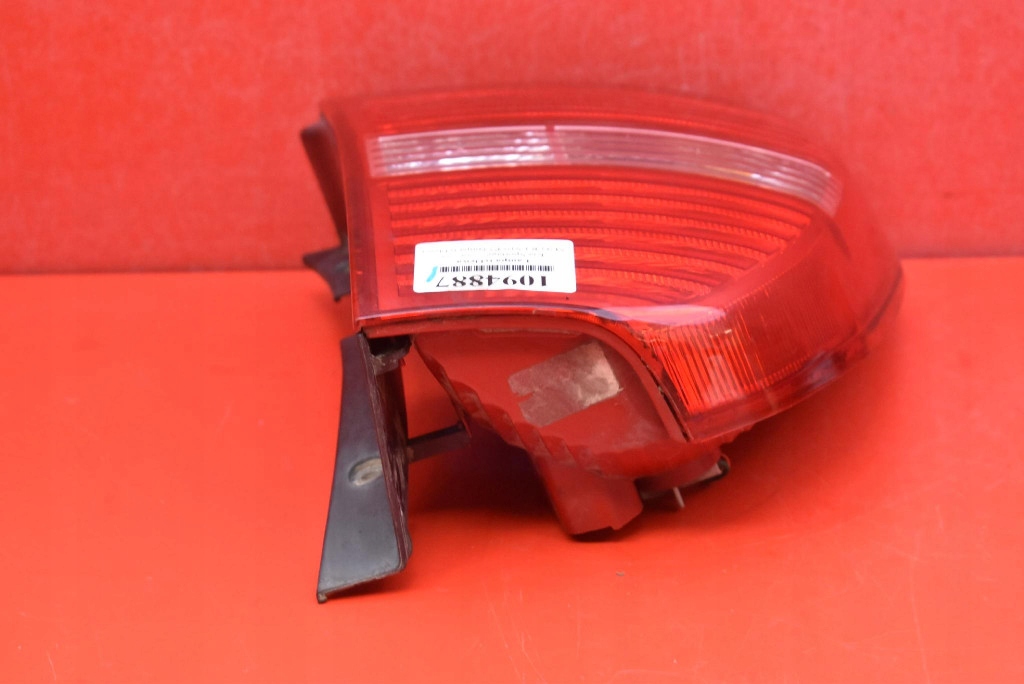 light left rear part rear 92401-1F0 KIA SPORTAGE 2 II 04-08