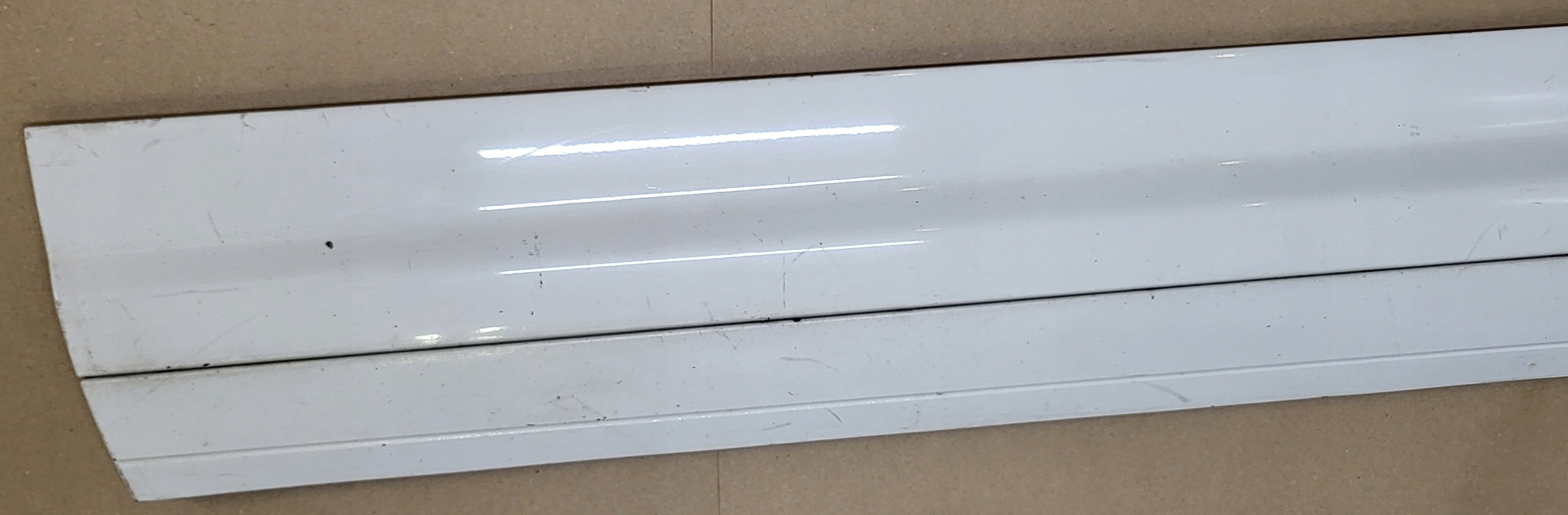 moulding exterior Z door left front cap PORSCHE CAYENNE II OE