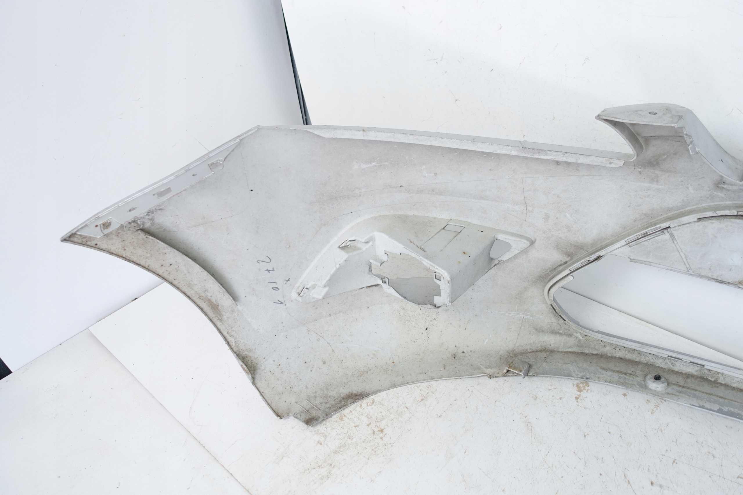 FORD FOCUS II MK2 LIFT 2008- bumper front front 8M51-17757-A-W