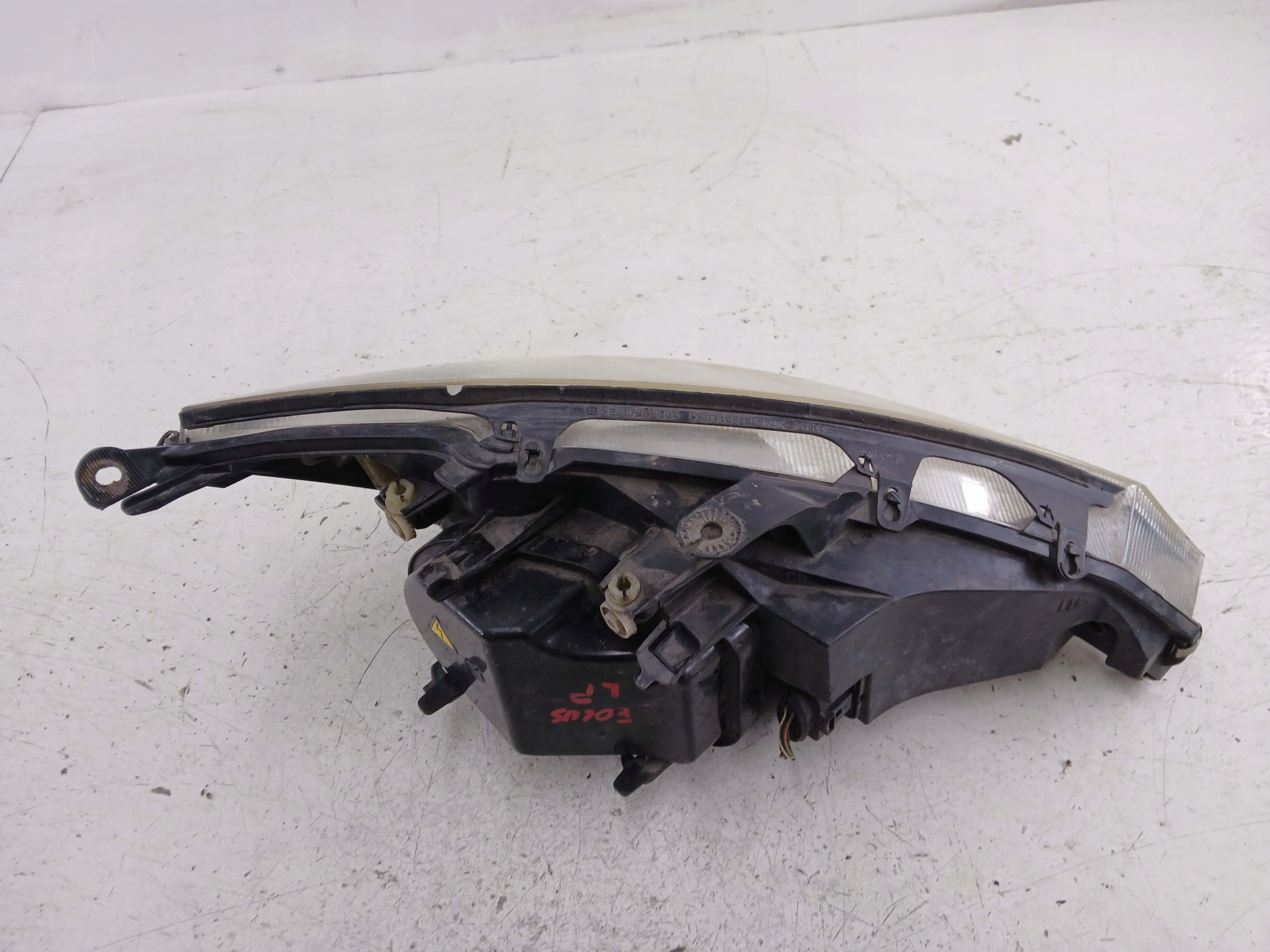 FORD FOCUS MK1 light left front XENON