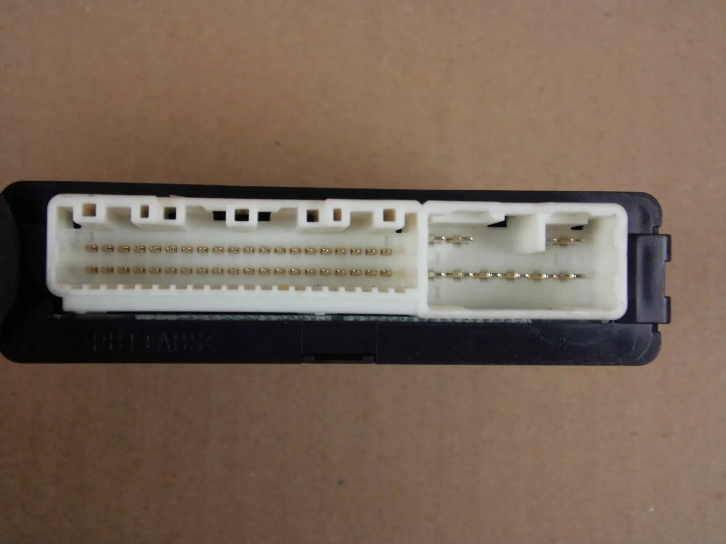 Lexus NX300H 2020 module control unit door 8922278040