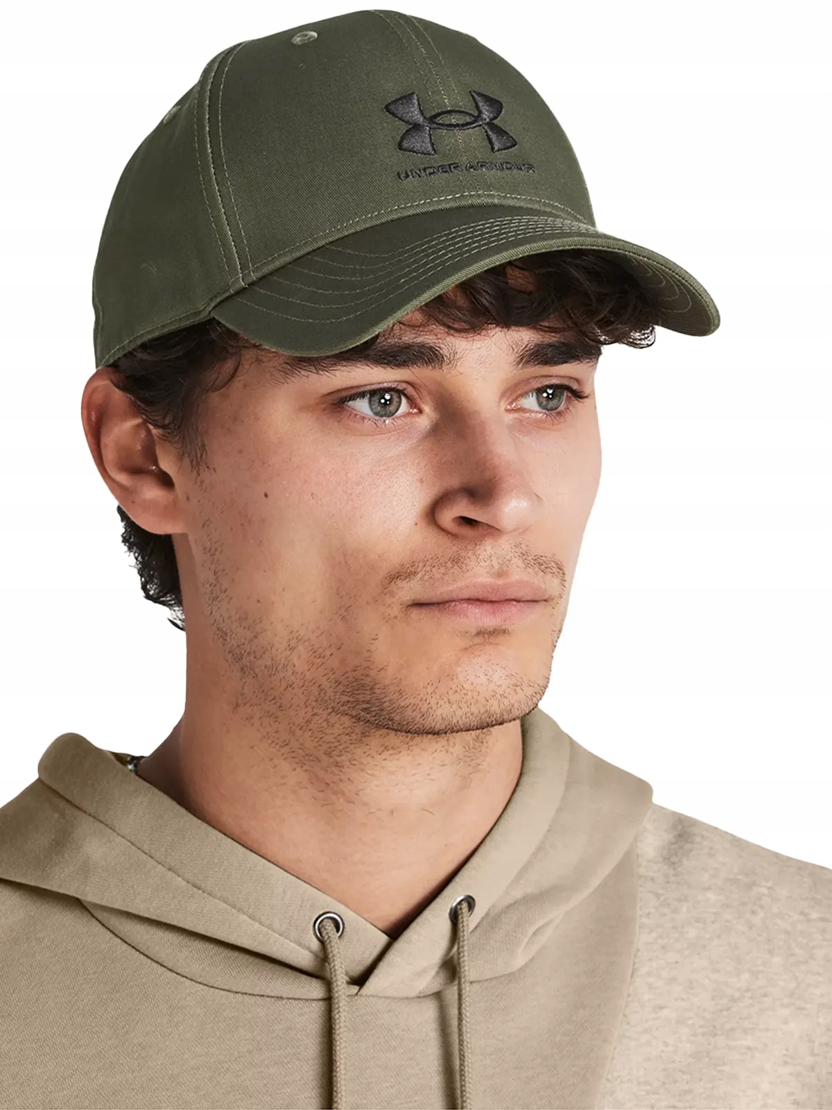 CZAPKA Z DASZKIEM BEJSBOLÓWKA UNDER ARMOUR REGULOWANA SPORT UNISEKS 1381645 Kolor zielony