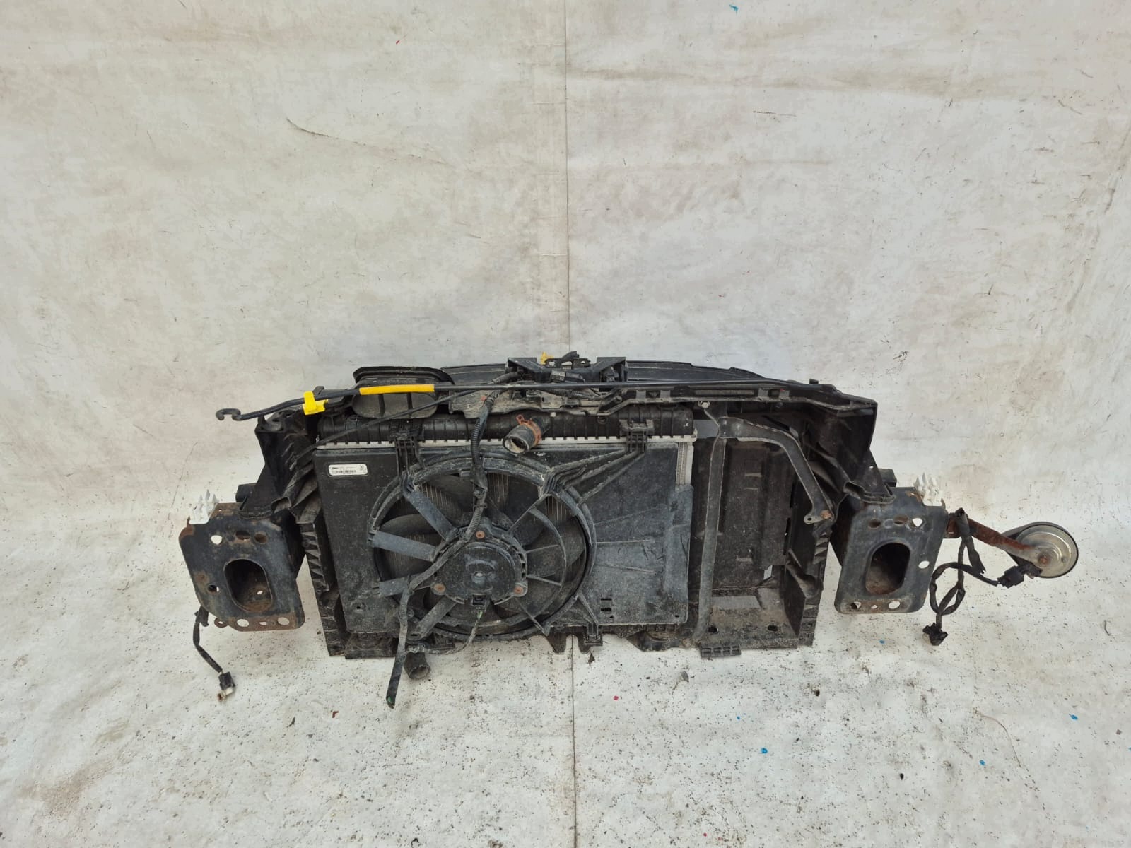 FORD FIESTA MK7 LIFT 12- front body wall front pillar radiator