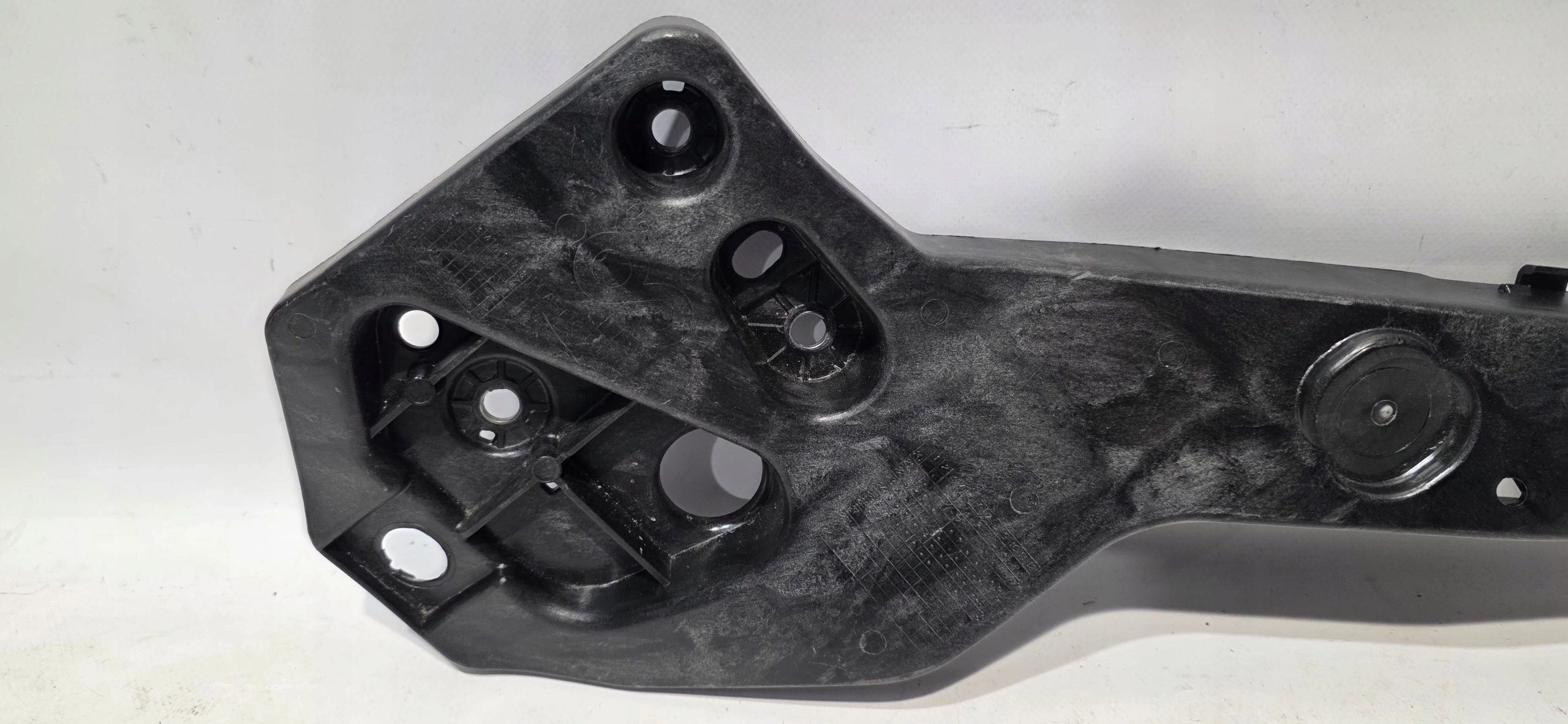 console holder supports left front RENAULT TRAFIC III LIFT IV 20- original