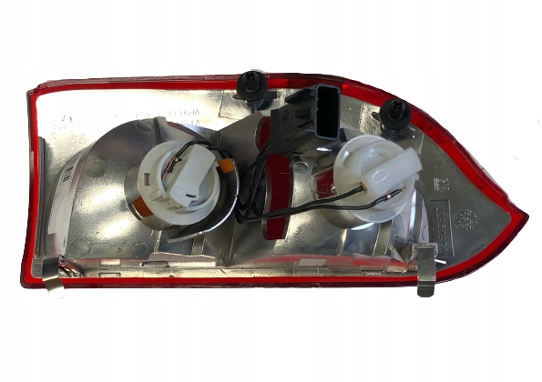 OPEL INSIGNIA KOMBI 2008-2017 light right boot