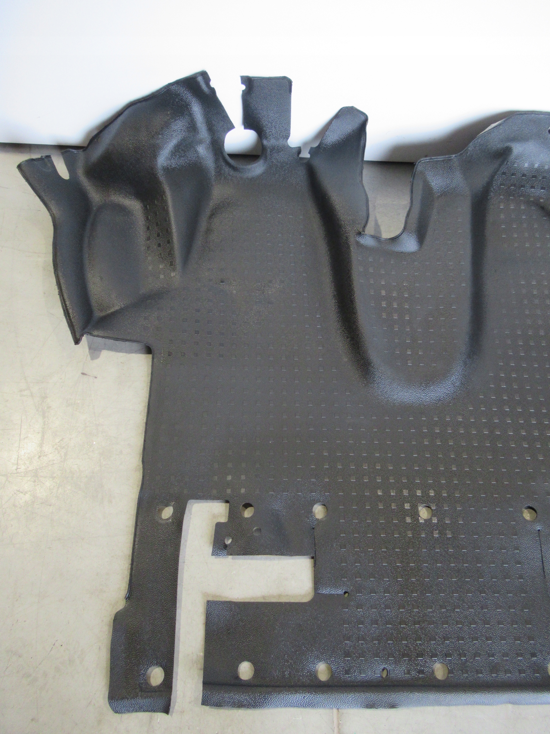 VW T6 TRANSPORTER rubber mats carpet cabs front