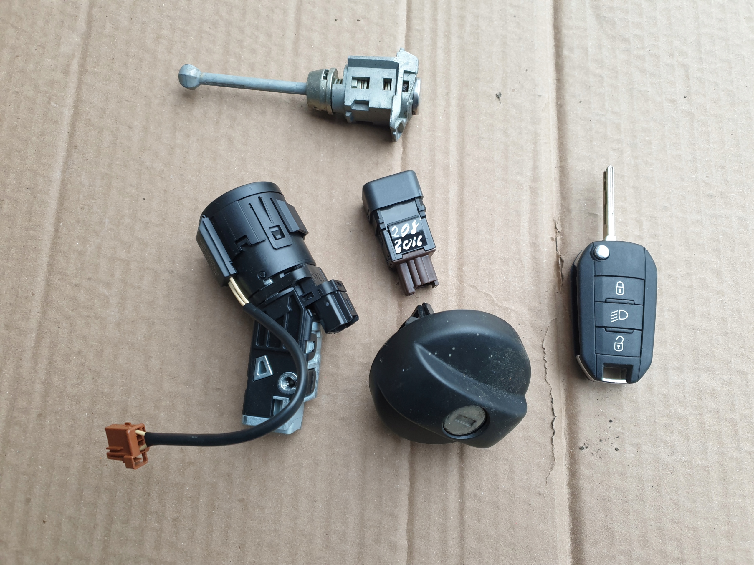 KPL inserti ZAMKOW Accensione PEUGEOT 208 2013