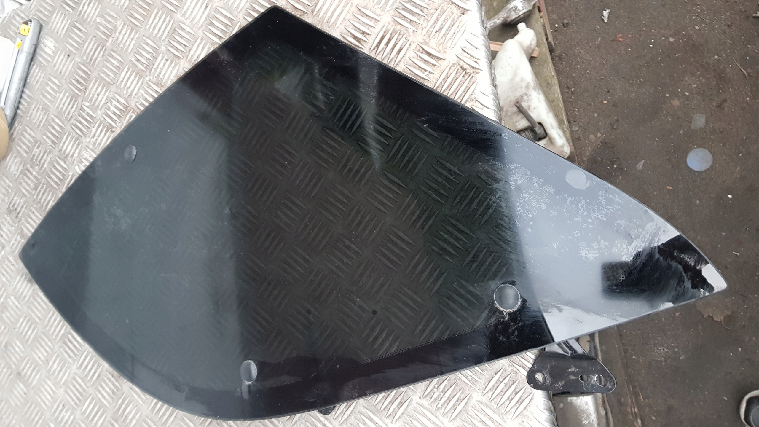MERCEDES 163 ML window bodywork rear part opening left right